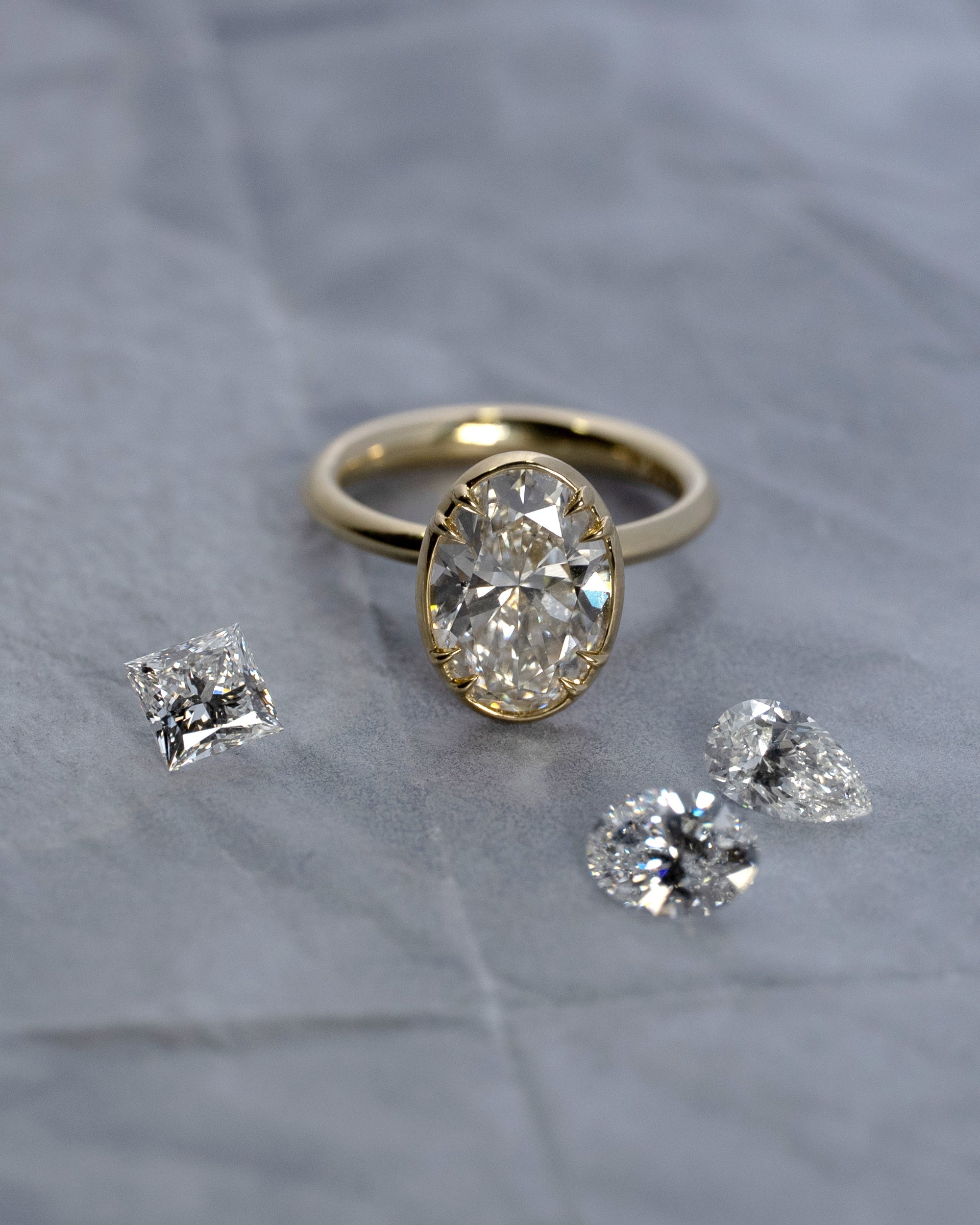 diamond and solid gold wedding ring