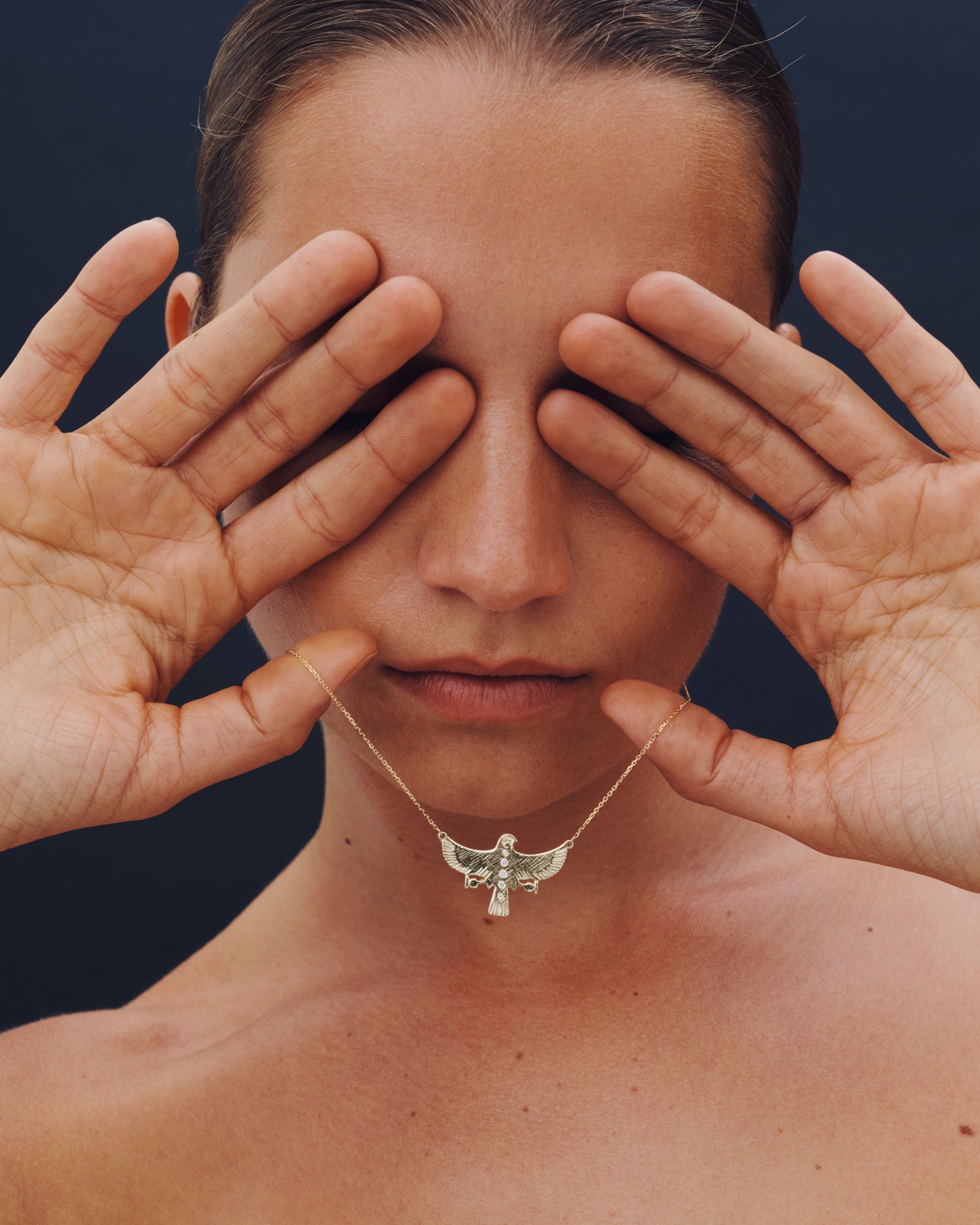 Aquila Necklace Solid Gold