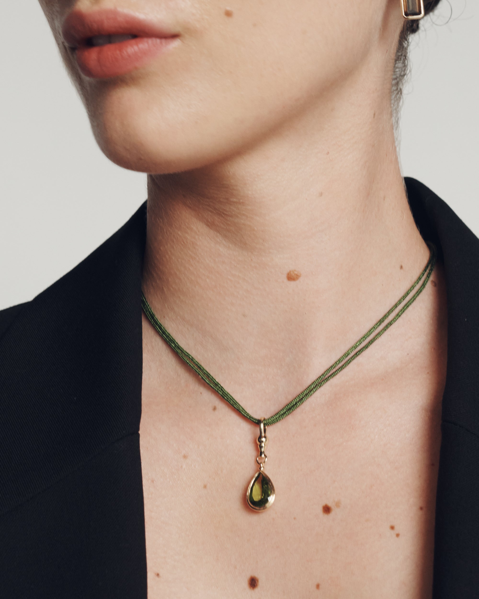 Uma Peridot Pendant Solid Gold