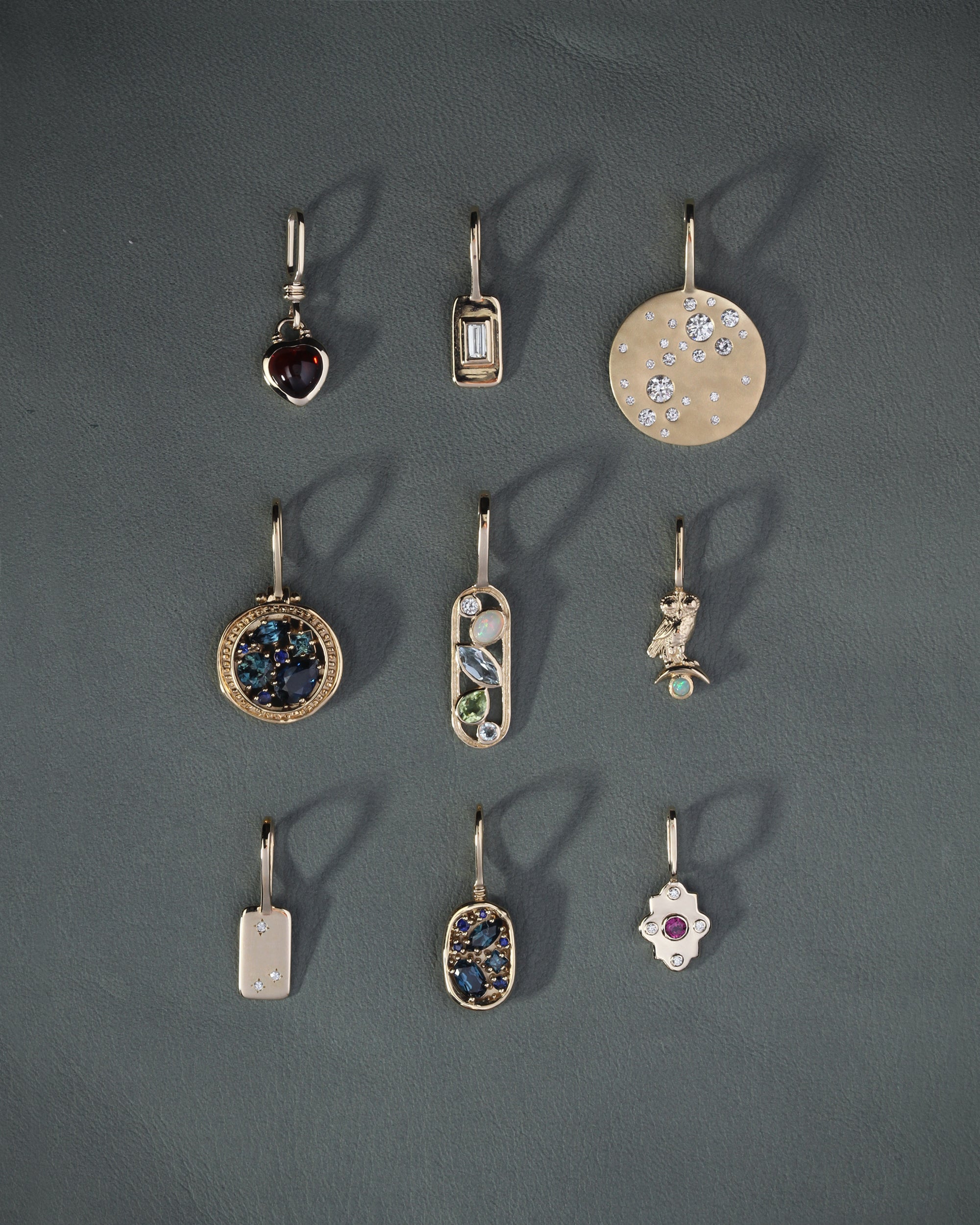 Asteria Pendant Teal Sapphire Solid Gold