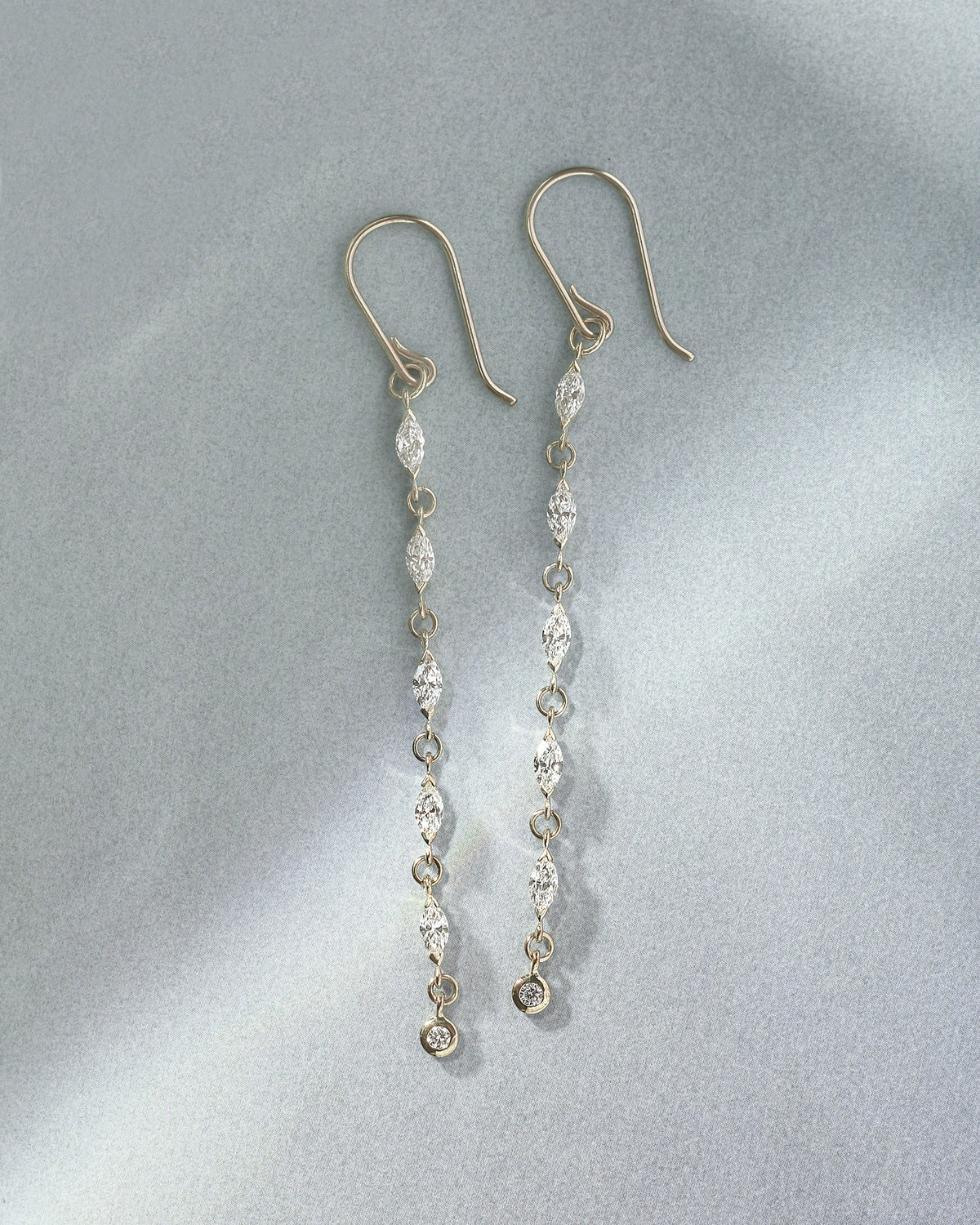 Aria Diamond Earrings Solid Gold, flatlay