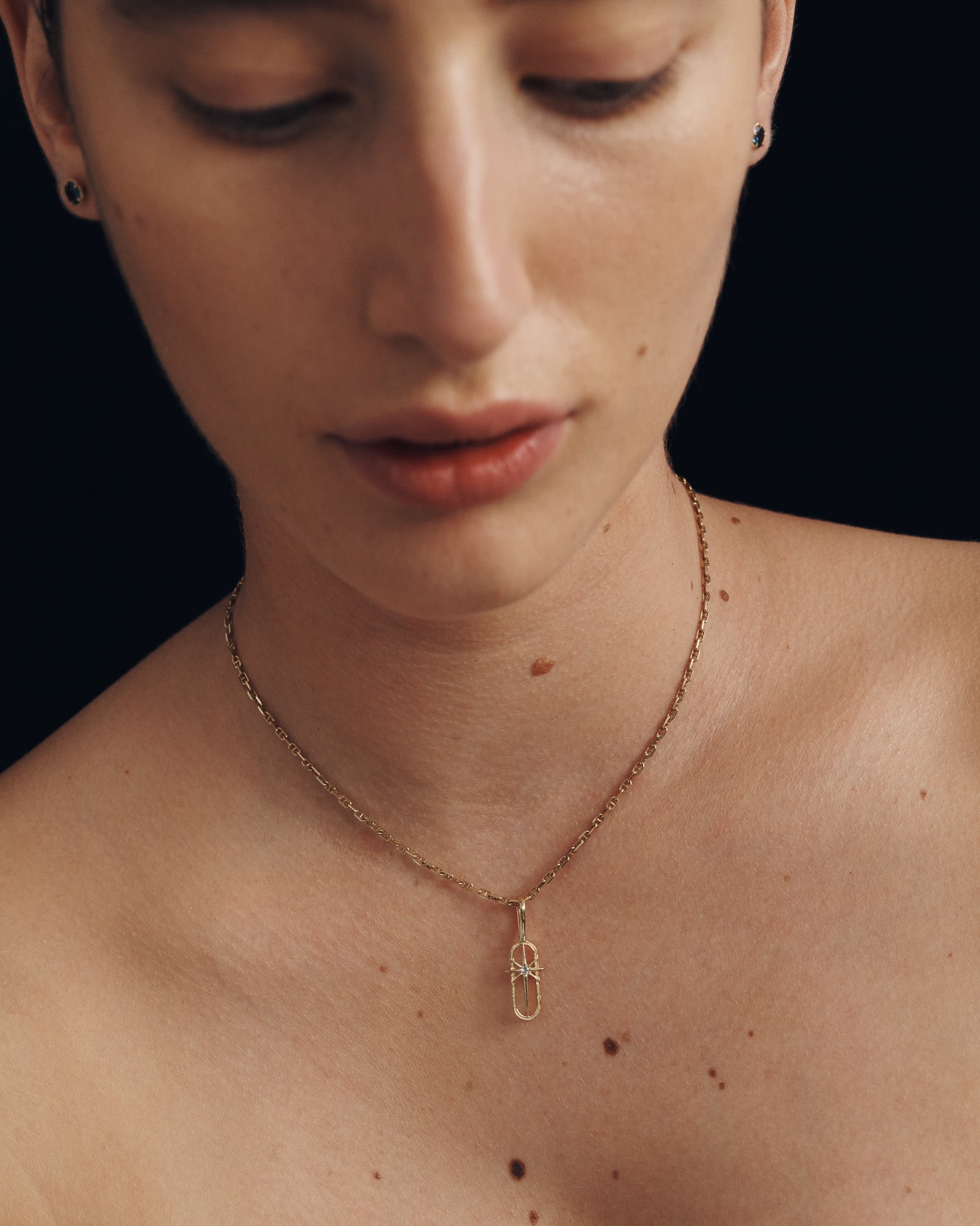 Astrid Aquamrine Pendant Solid Gold