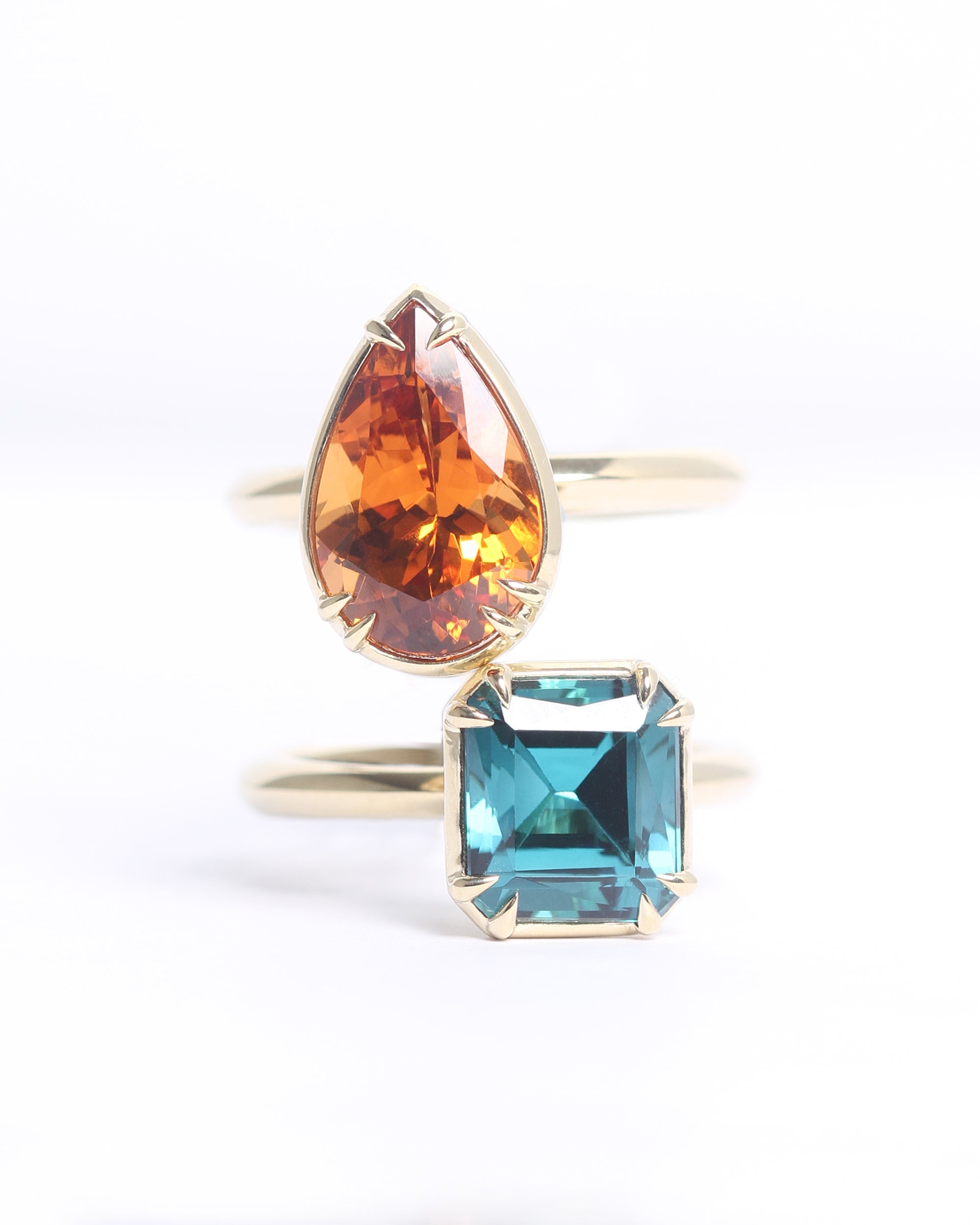 Azalea Pear 3.67ct Spessartite Ring Solid Gold