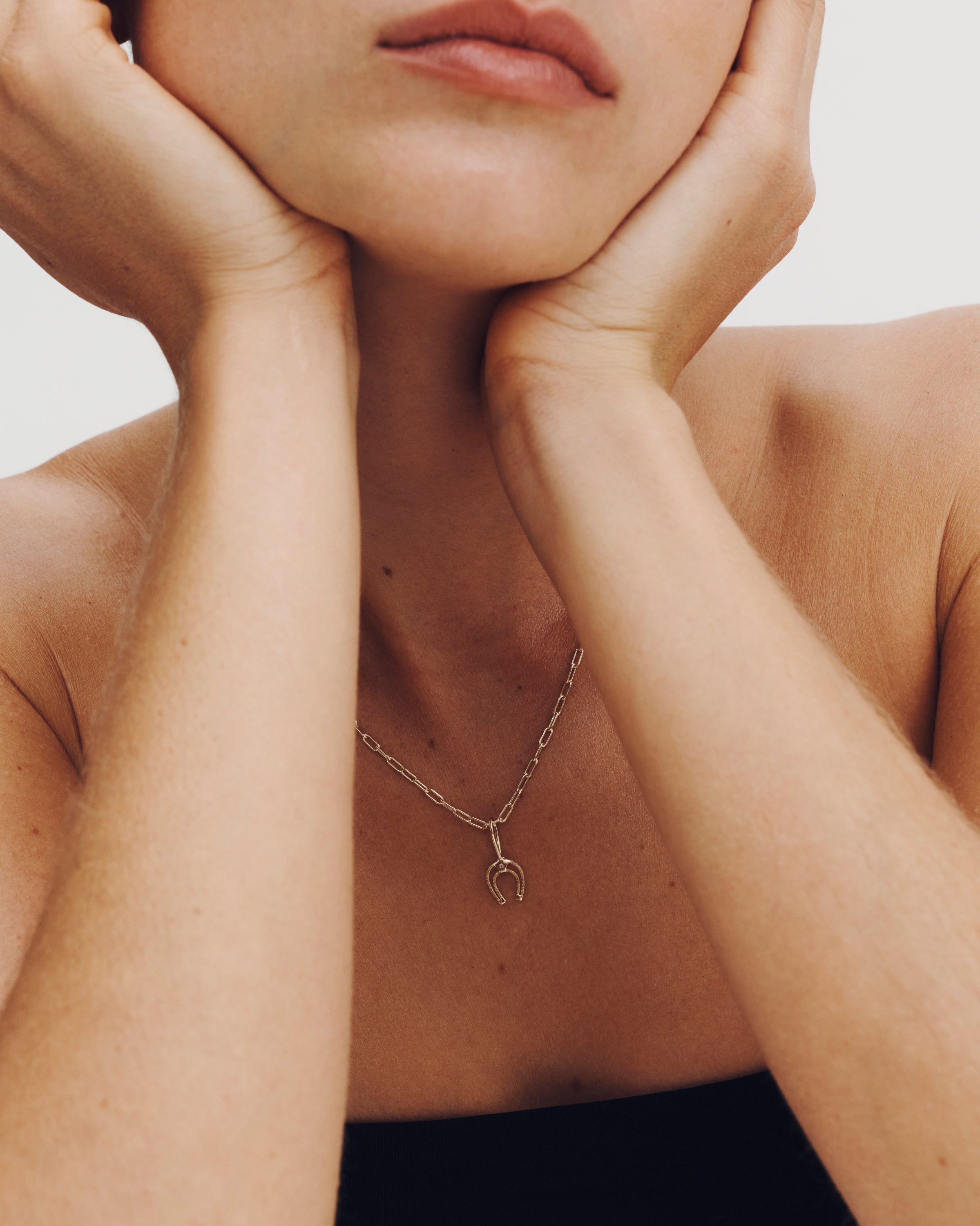 Horseshoe Charm Diamond Solid Gold