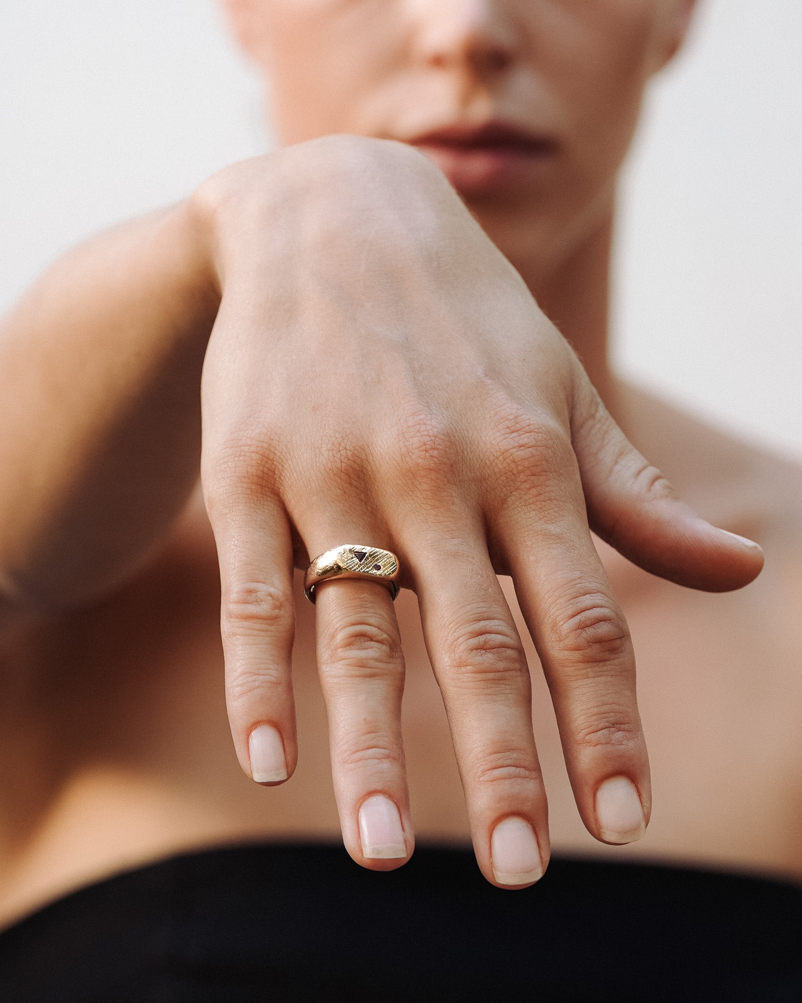 Pyra Ring Garnet Ruby Solid Gold