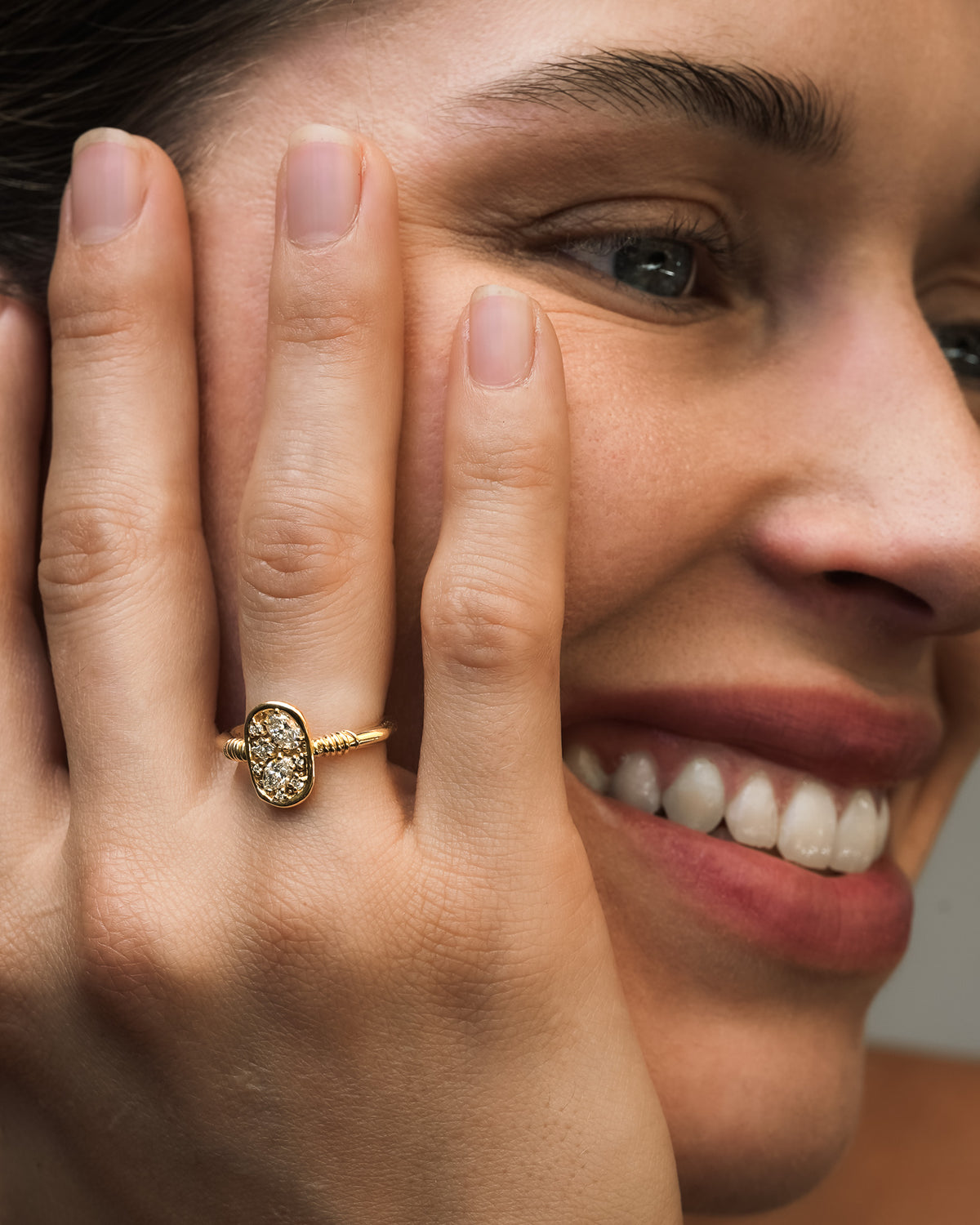 Illume Ring Diamond Solid Gold