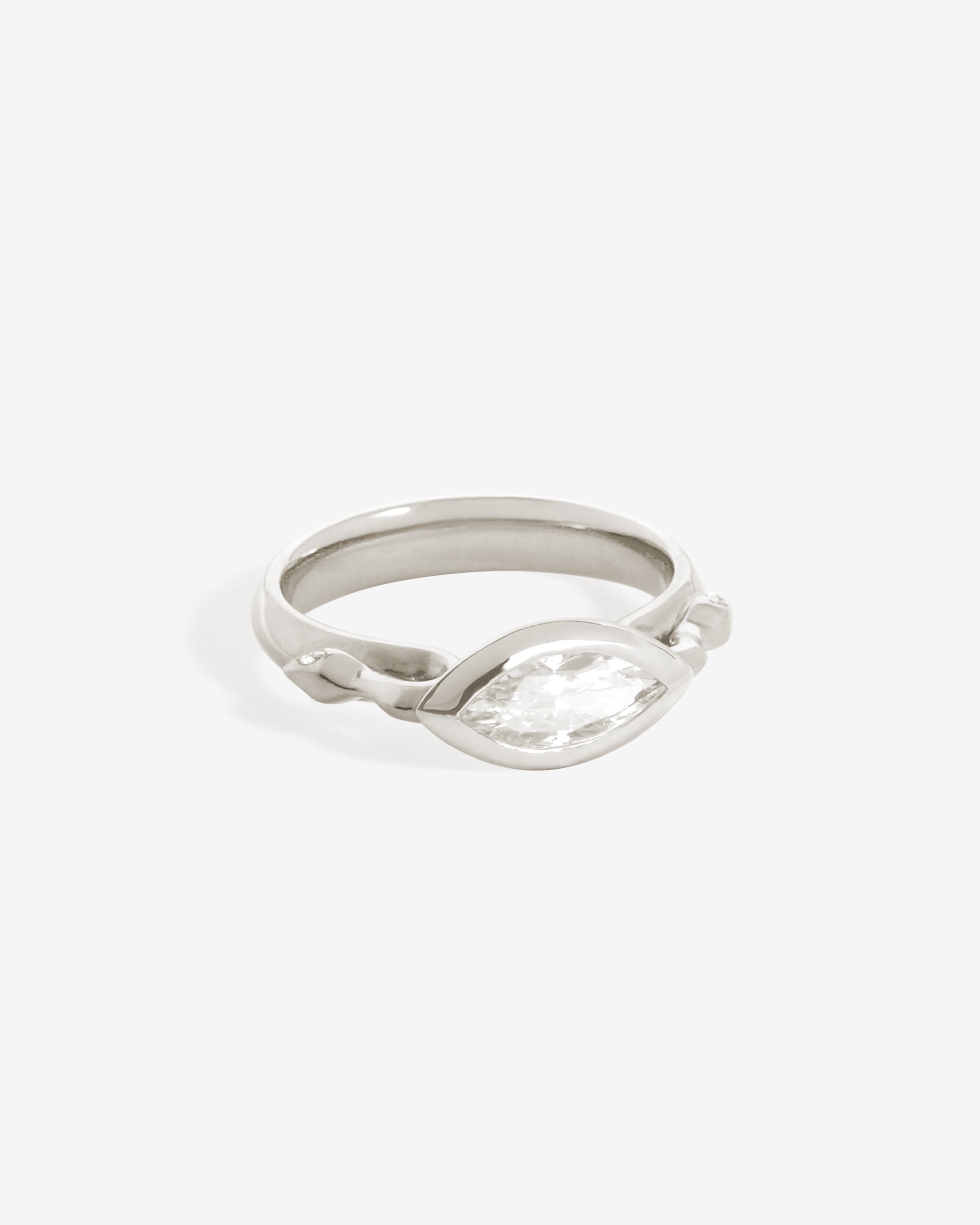 Juno Ring Diamond White Gold