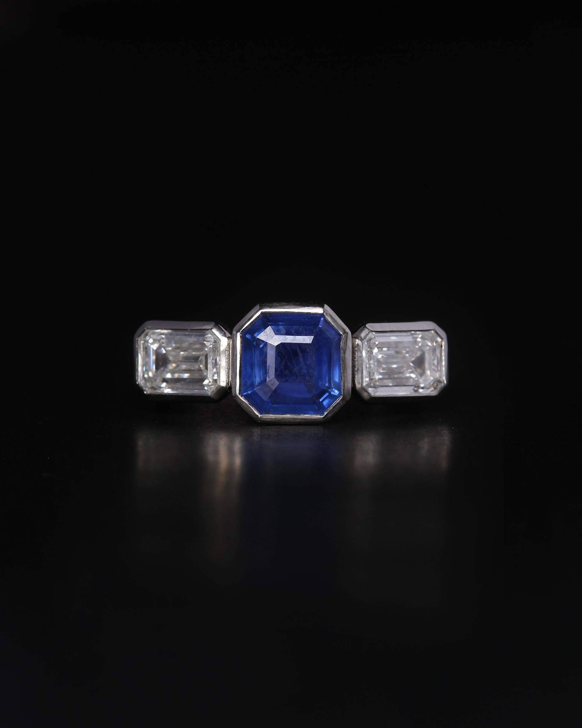 Paloma Trilogy Ring Diamond and Ceylon Sapphire Platinum
