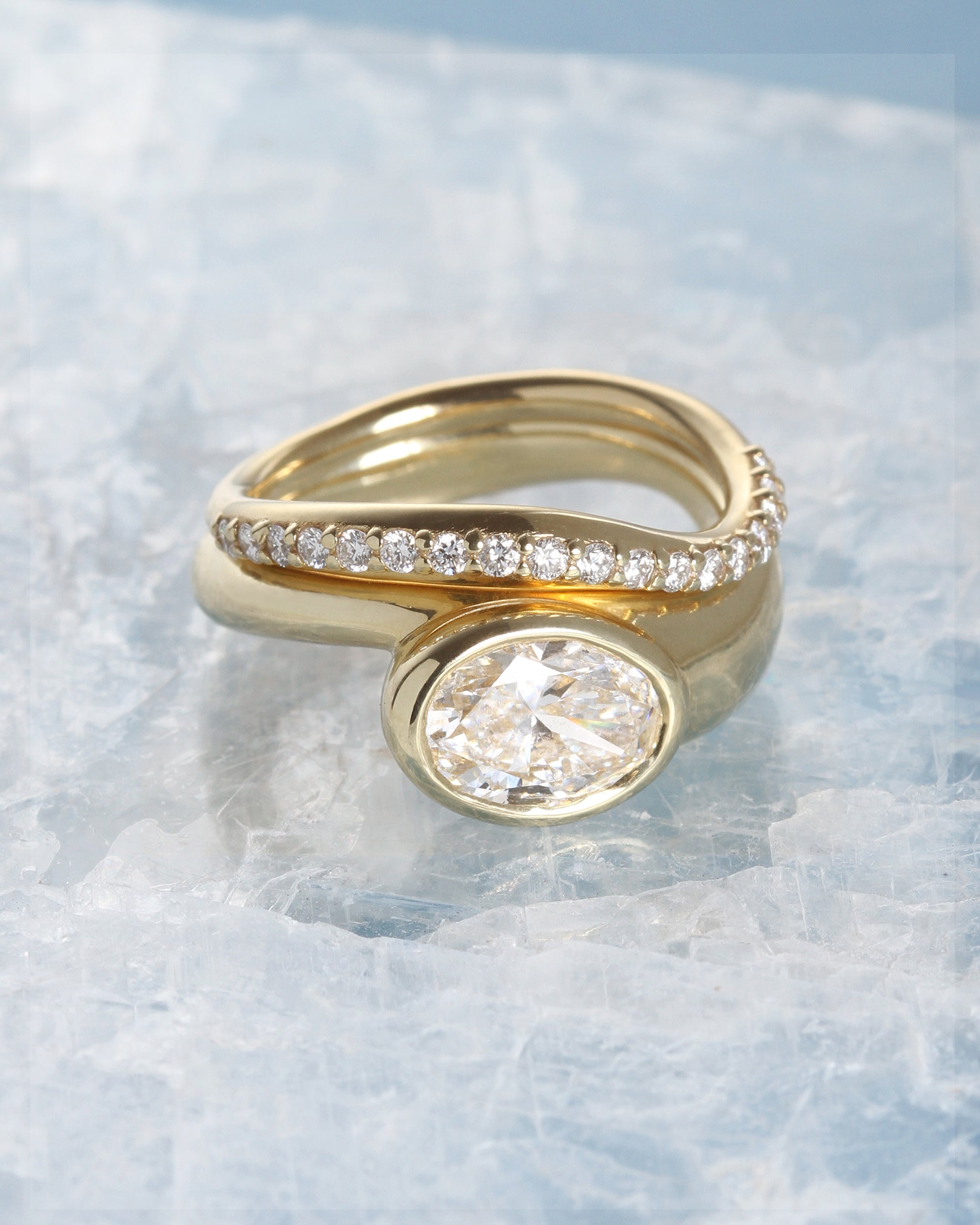 Grace Wide Pear Diamond Solid Gold