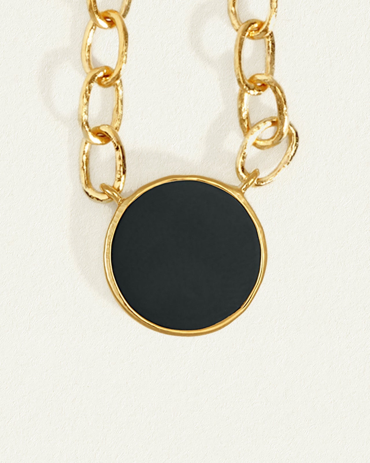 Onyx store necklace gold