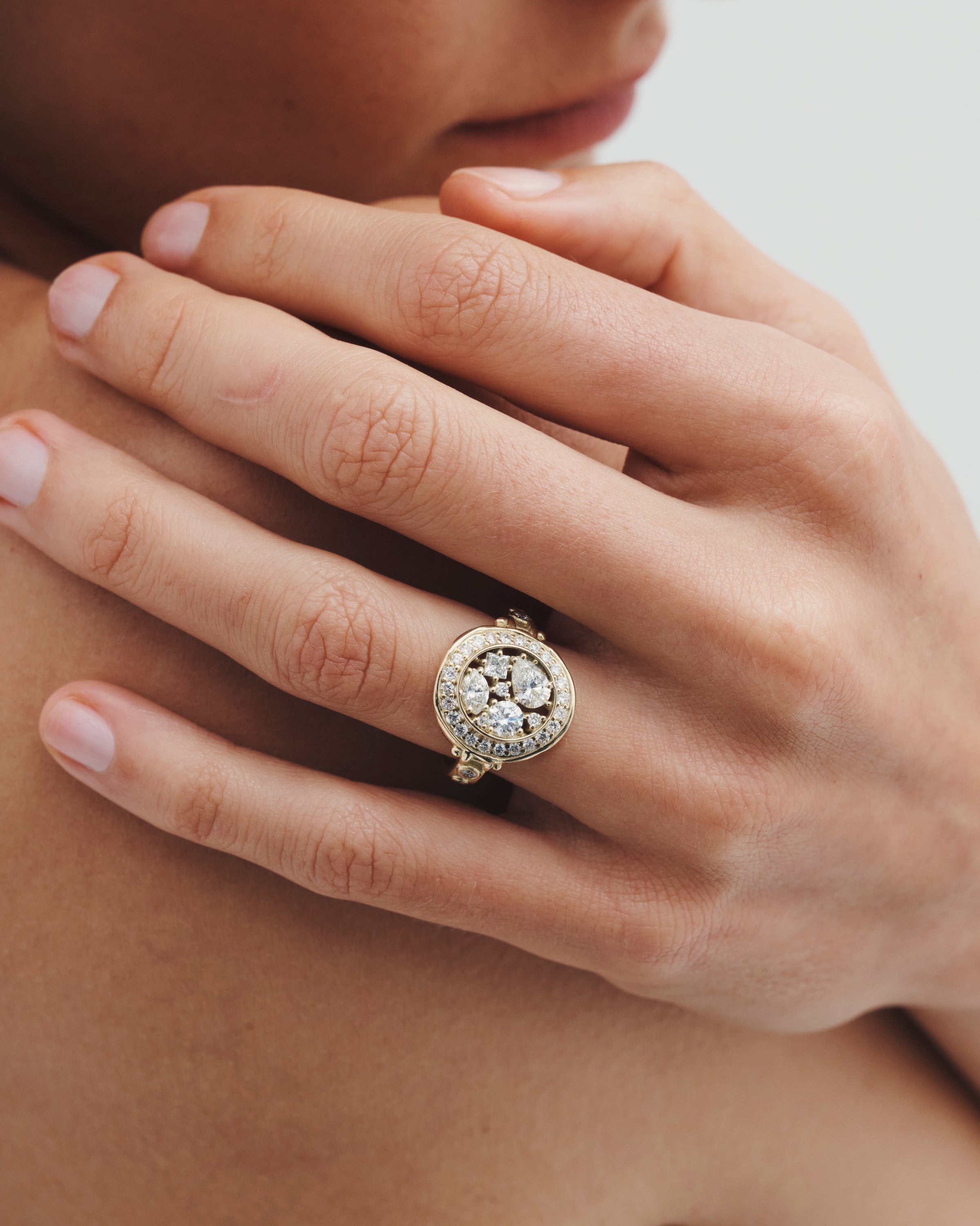 Temple of the Sun Asteria Halo Diamond Solid Gold