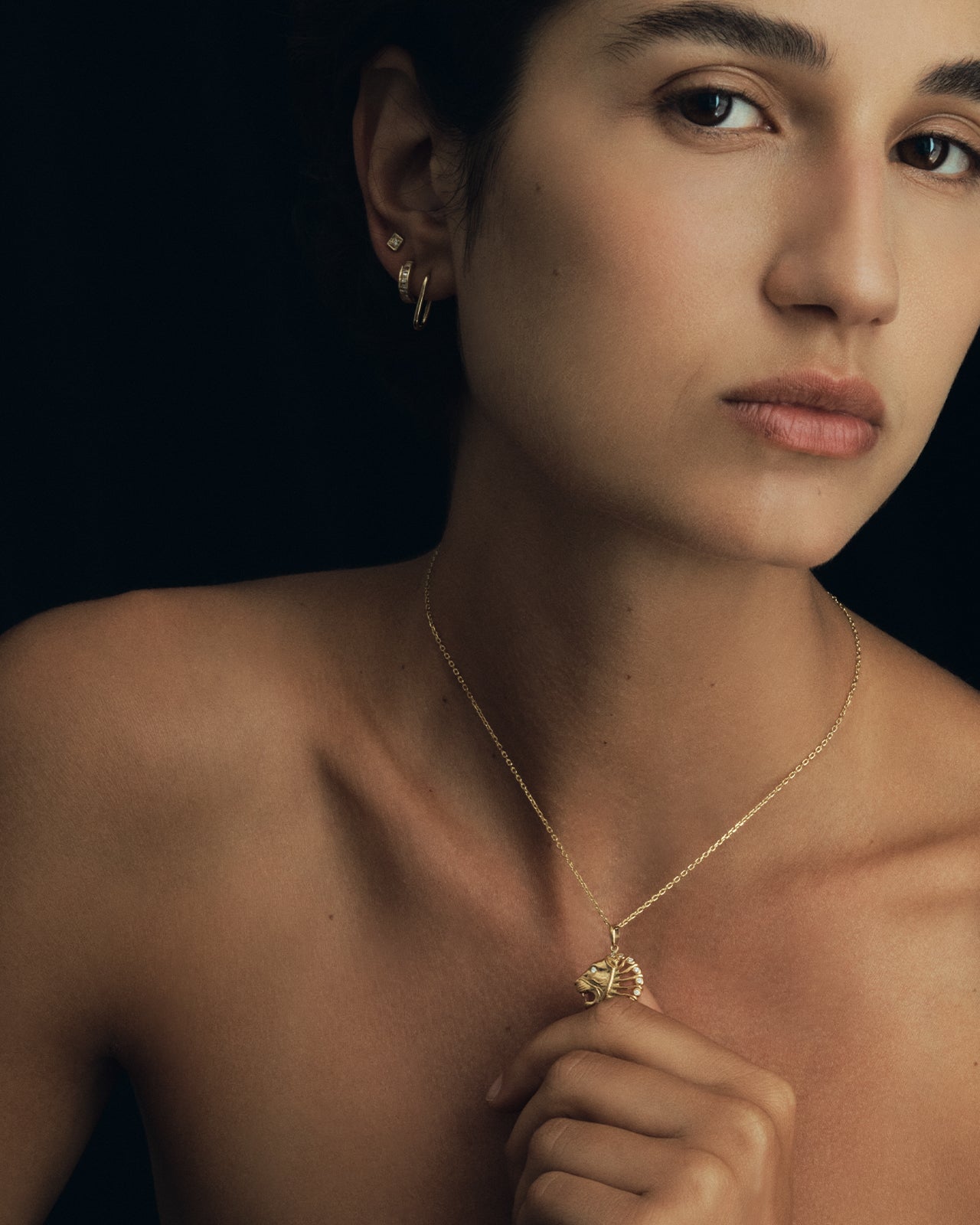 Temple of the Sun Babylon Necklace White Diamond Solid Gold