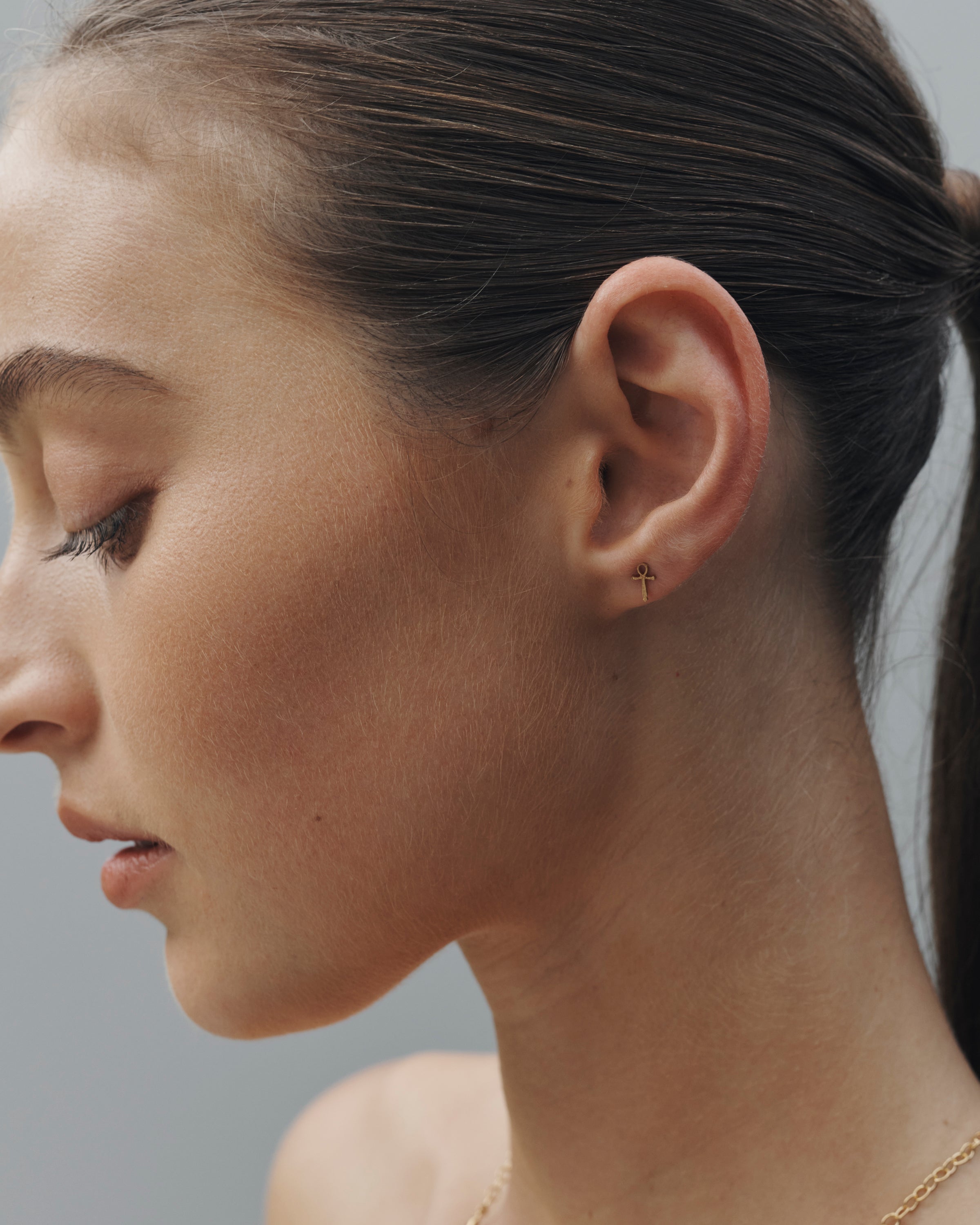 Temple of the Sun Cairo Studs Gold Vermeil