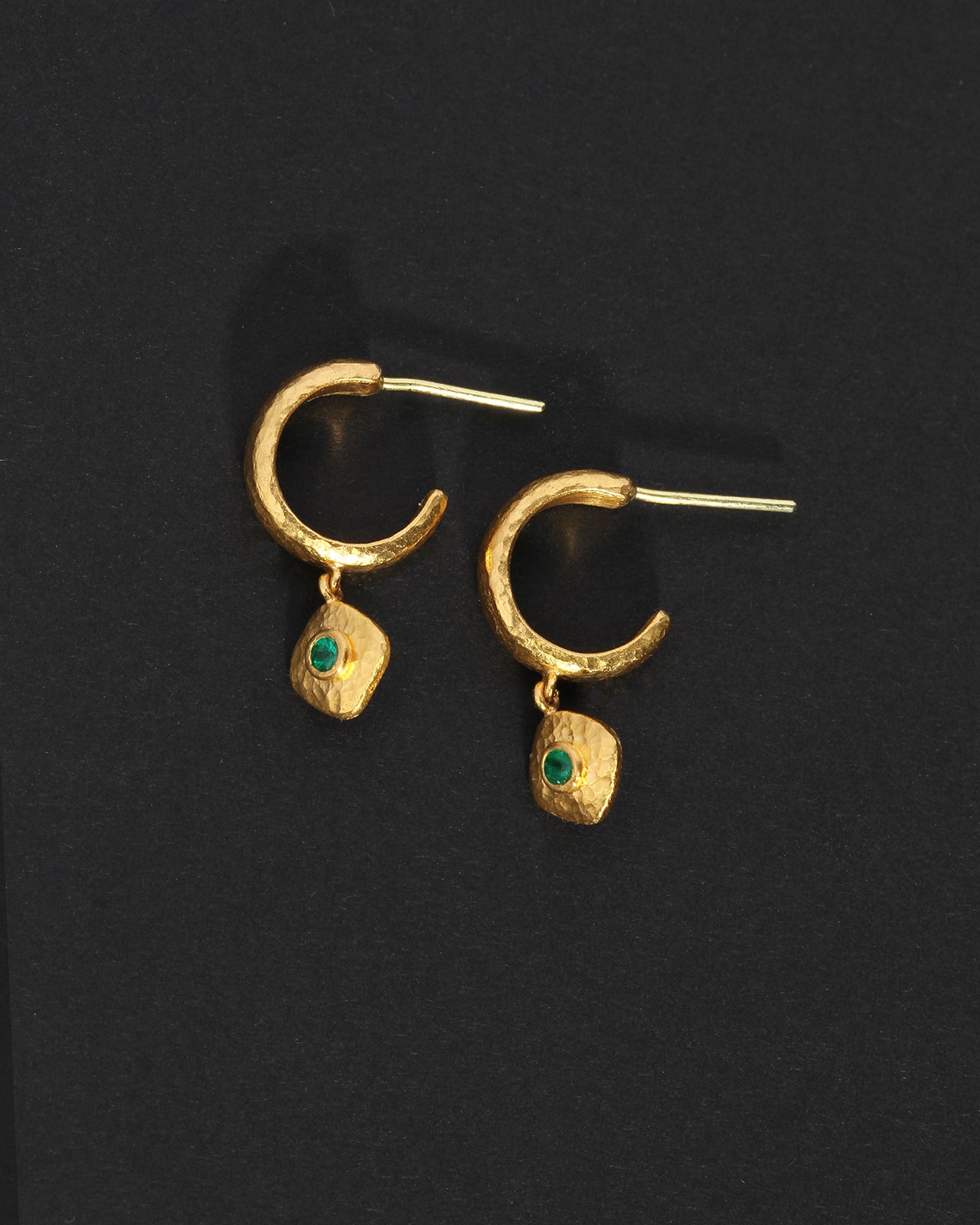 Temple of the Sun Capri Earrings Emerald Solid Gold