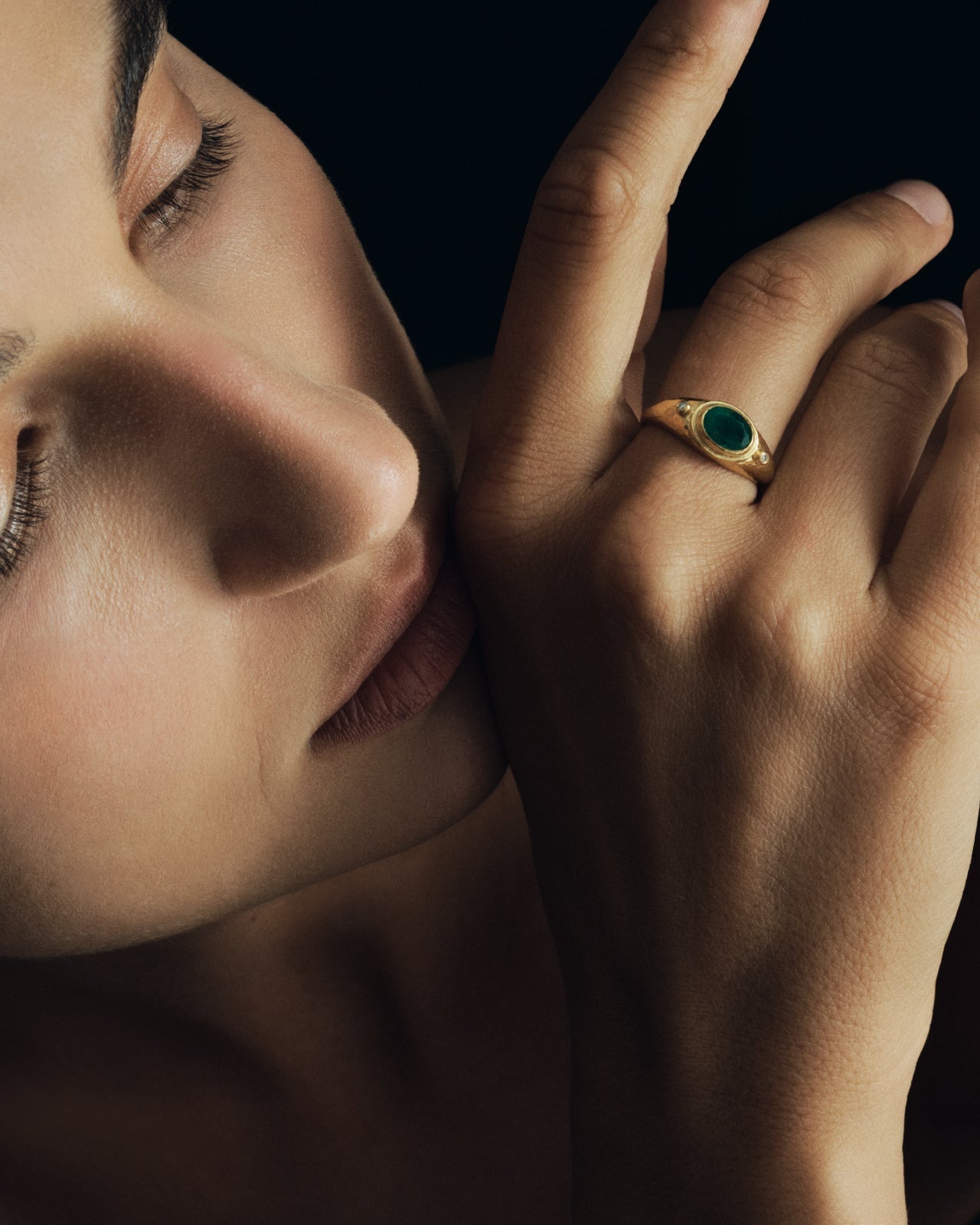 Temple of the Sun Ceren Ring Emerald Solid Gold