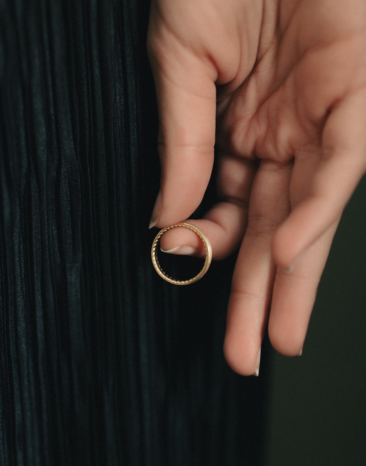 Temple of the Sun Chevron 3mm Ring Solid Gold