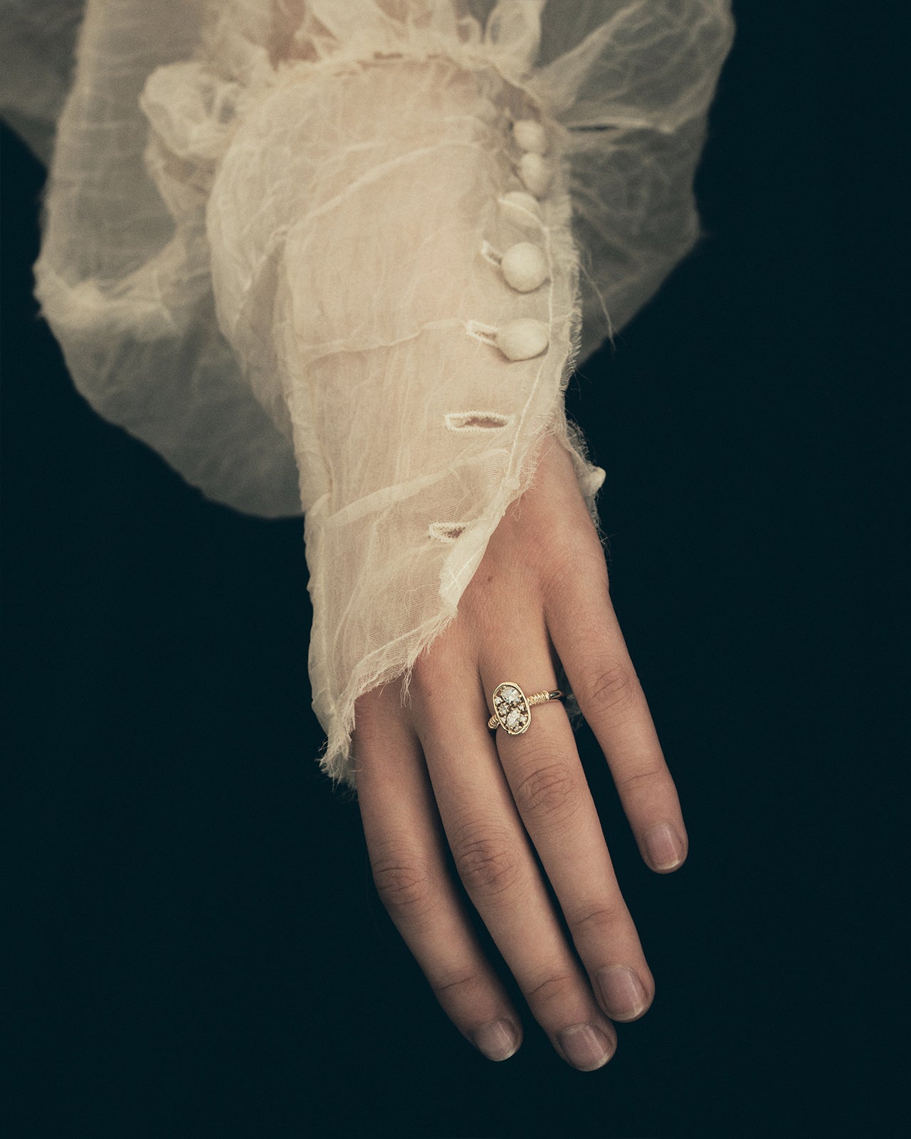 Temple of the Sun Illume Ring Diamond Solid Gold