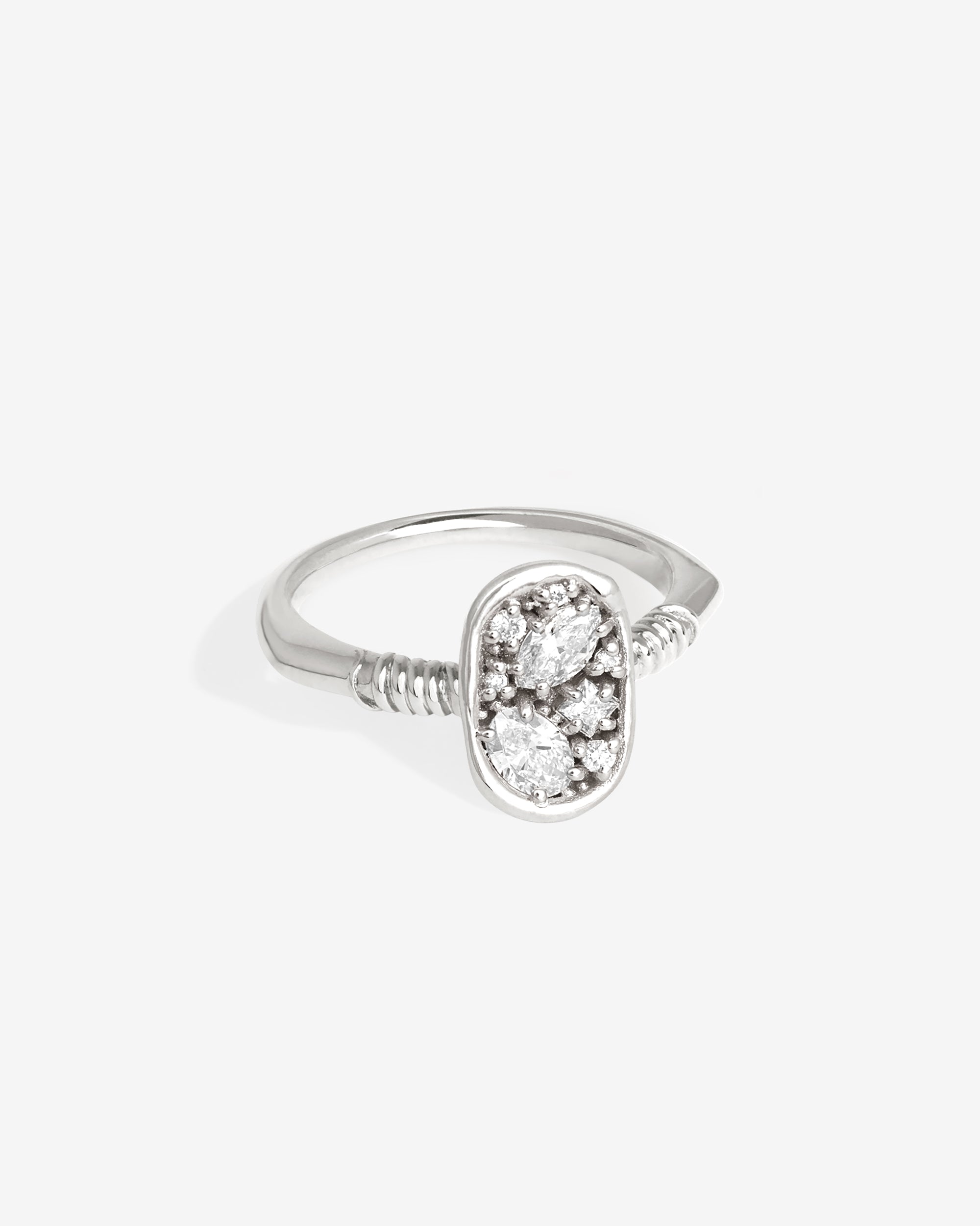 Temple of the Sun Illume Ring Diamond White Gold