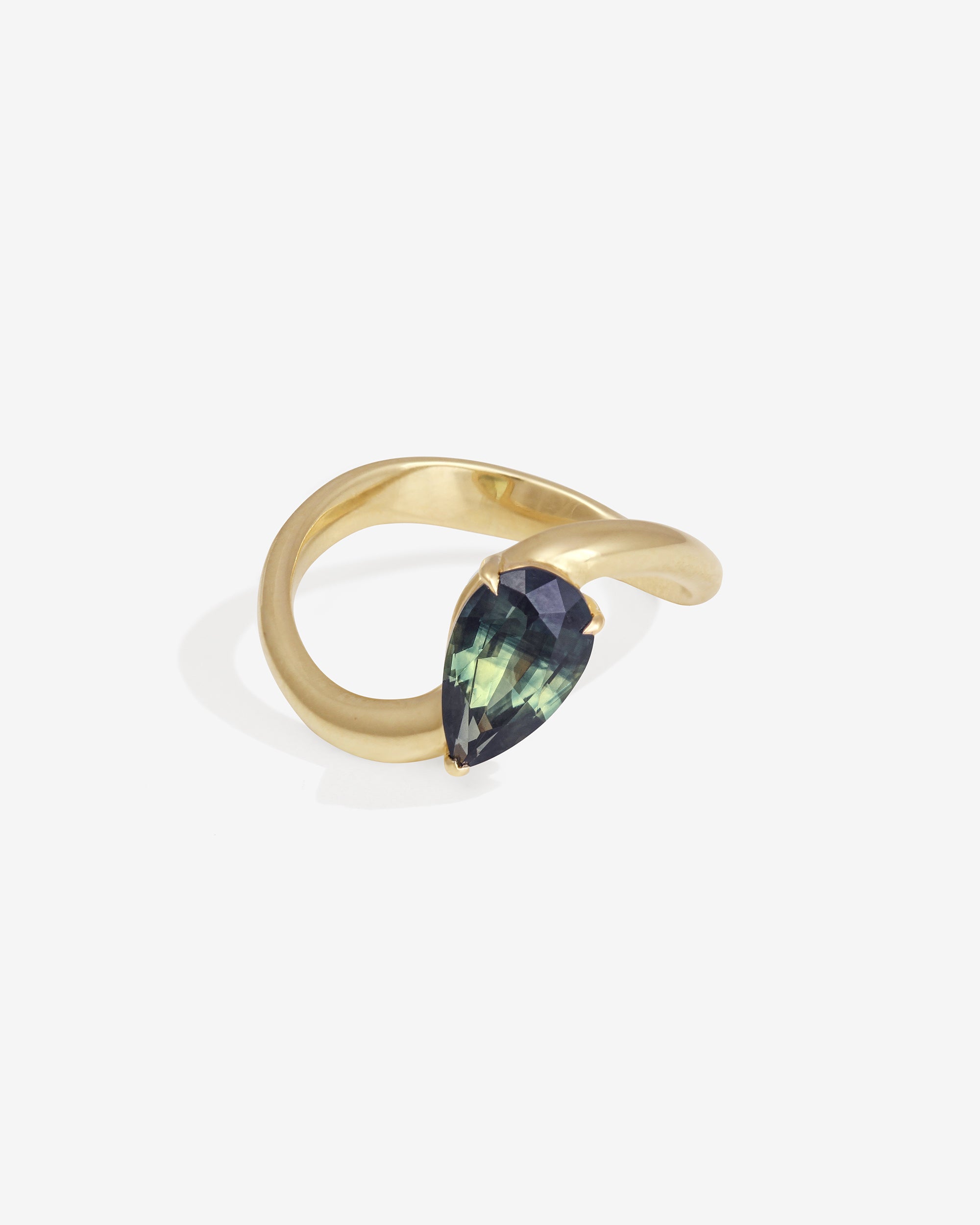 Temple of the Sun Ivy Ring 1.5ct Parti Sapphire Solid Gold