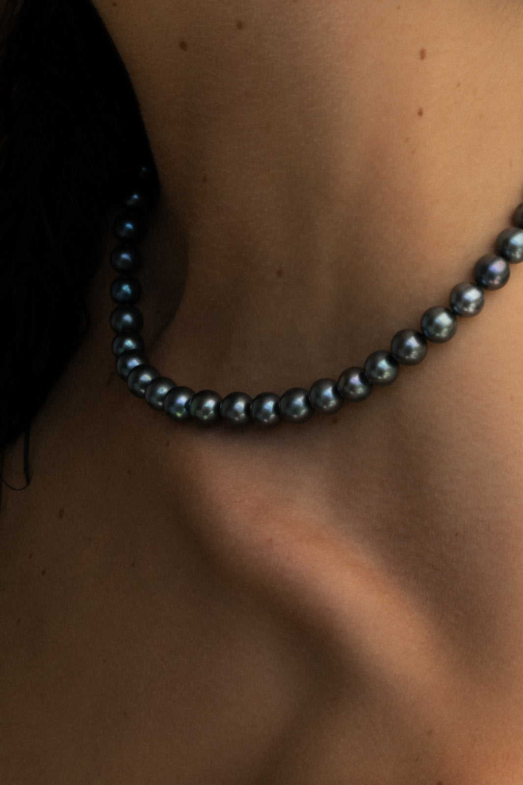 Temple of the Sun Jewellery Eclipse Black Pearl Necklace Solid Gold