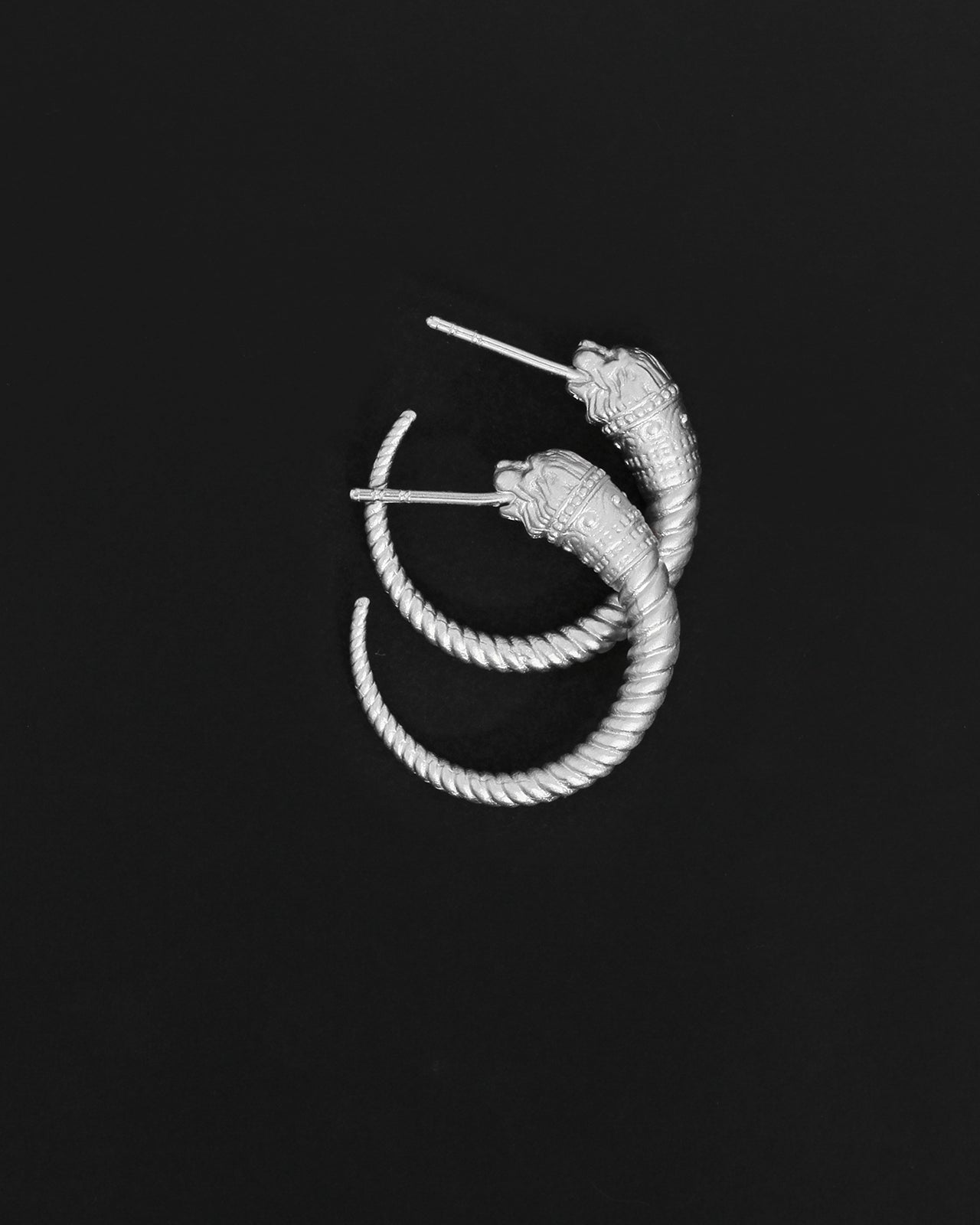 Temple of the Sun Loulon Lion Hoops Silver