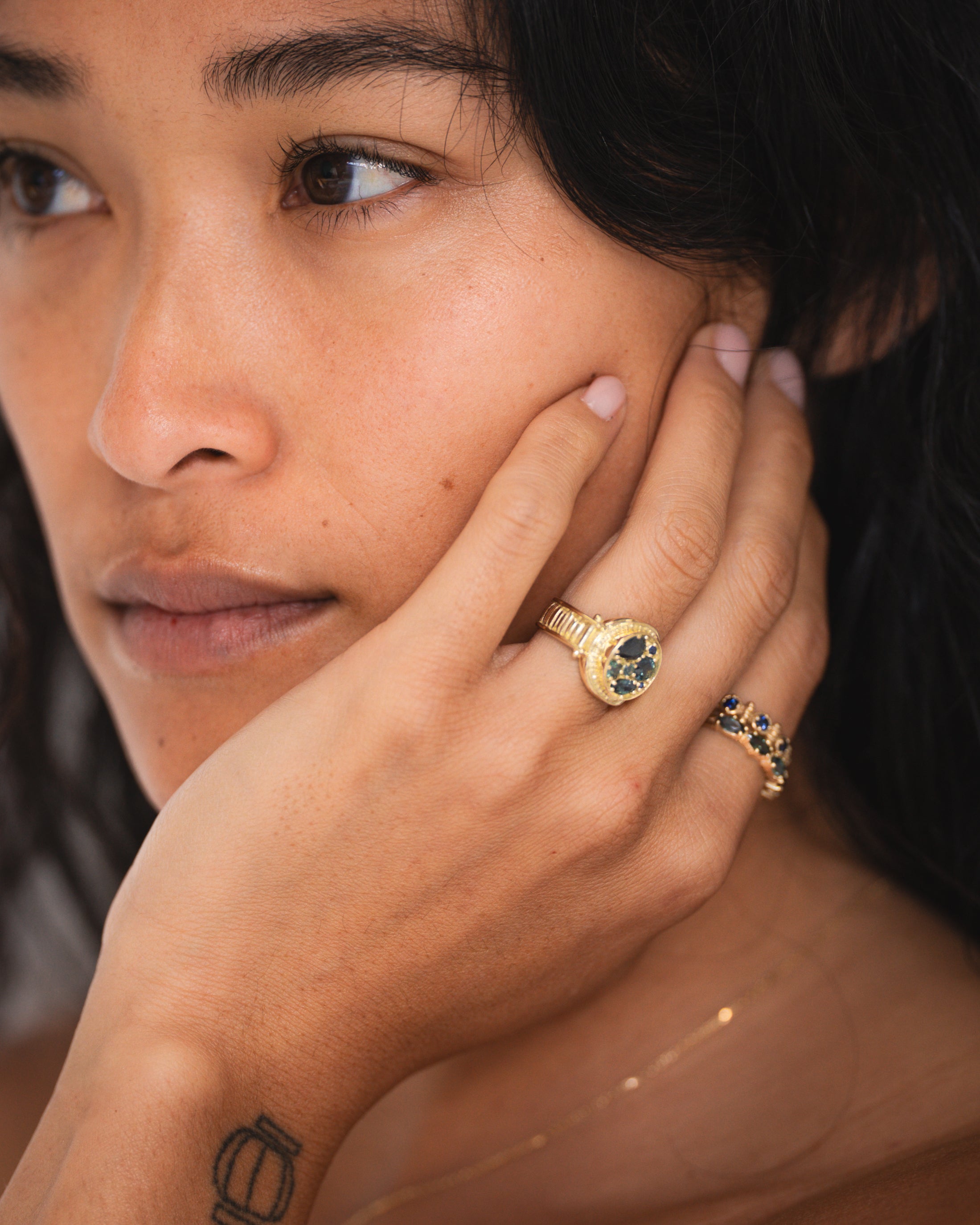 Temple of the Sun Love Knot Ring Teal Sapphire Solid Gold