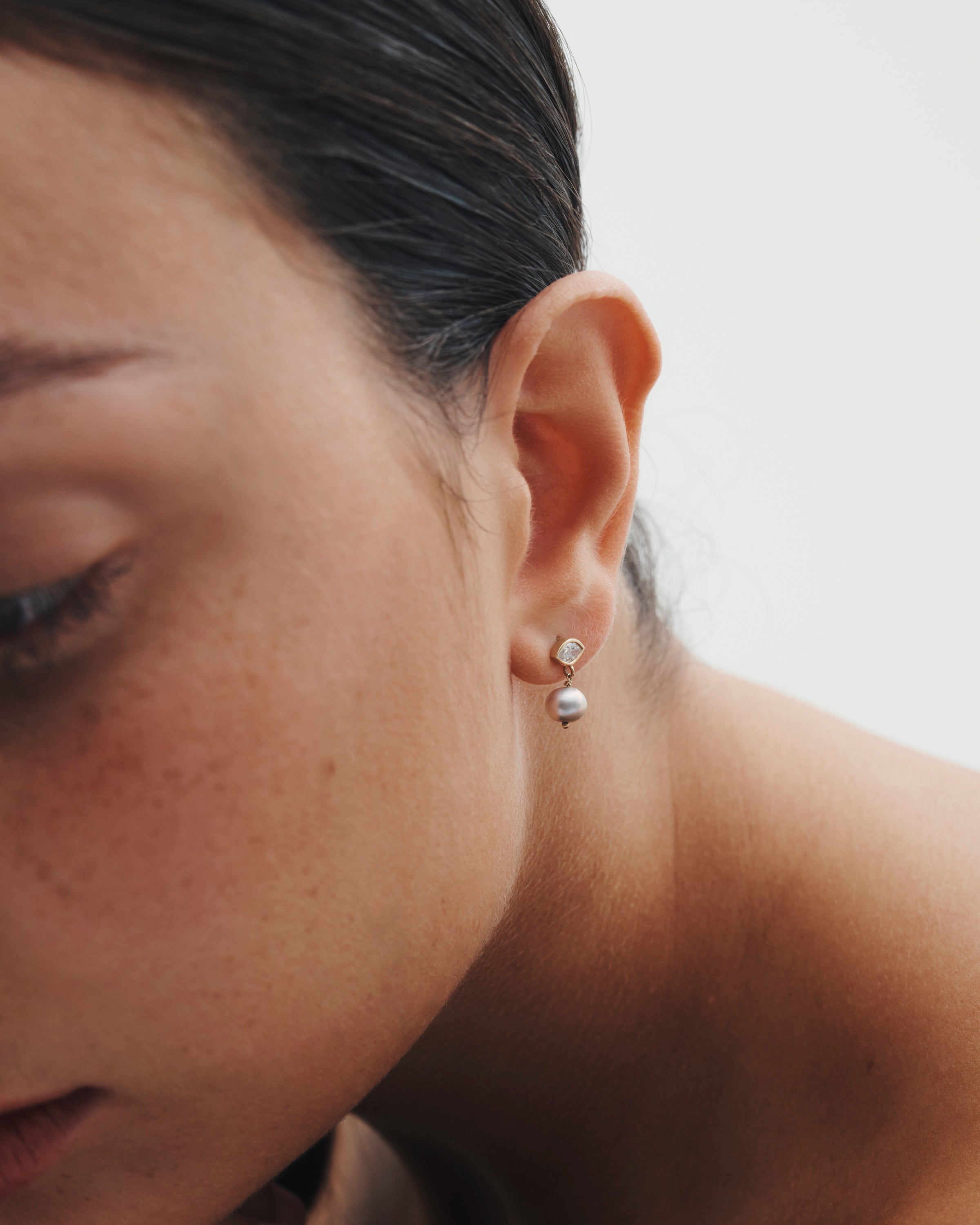 Temple of the Sun Mer Drop Earrings Pearl Diamond Solid Gold