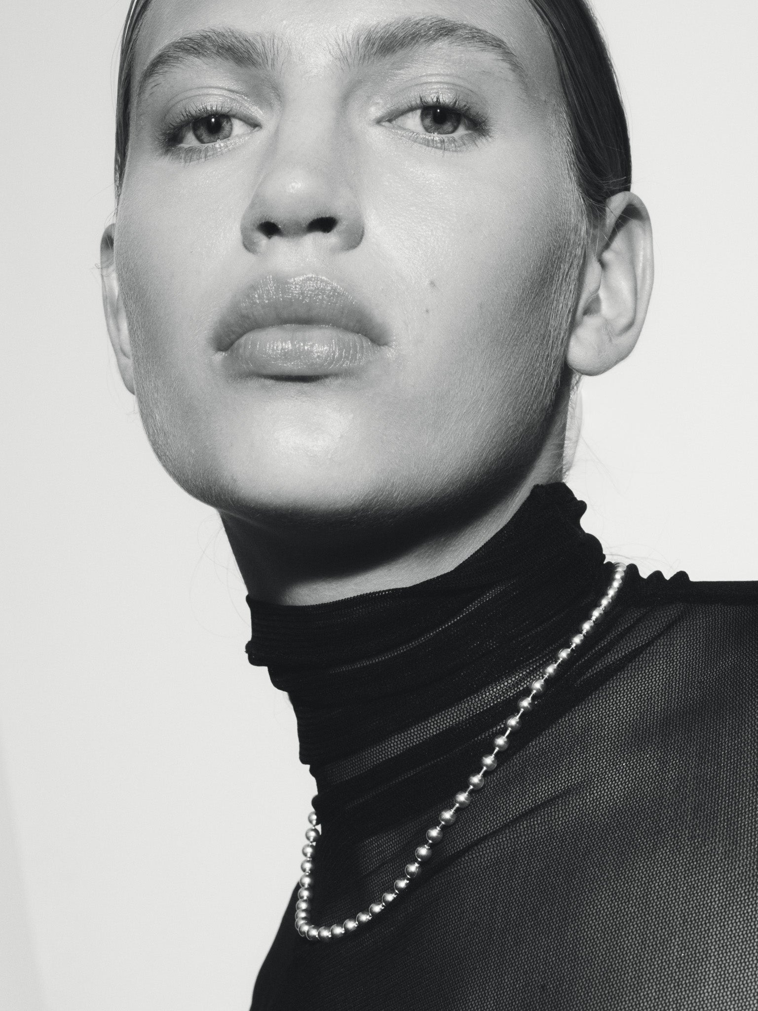 Temple of the Sun Mika Choker Silver