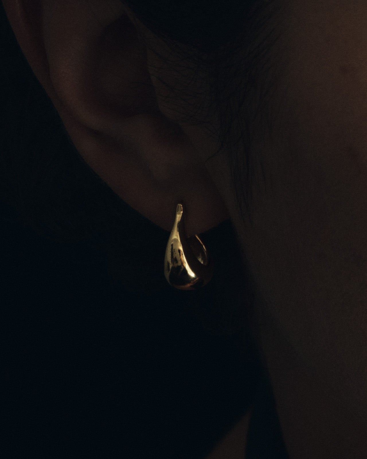 Temple of the Sun Poppy Earrings Gold Vermeil