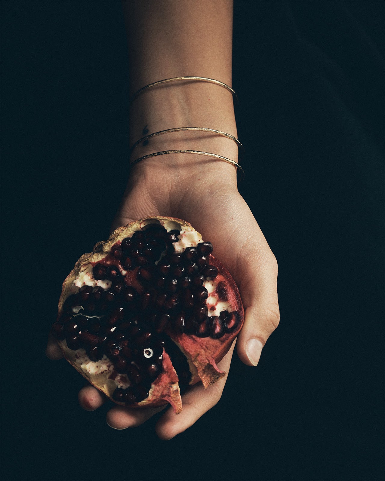 Temple of the Sun Relic Bangle Solid Gold