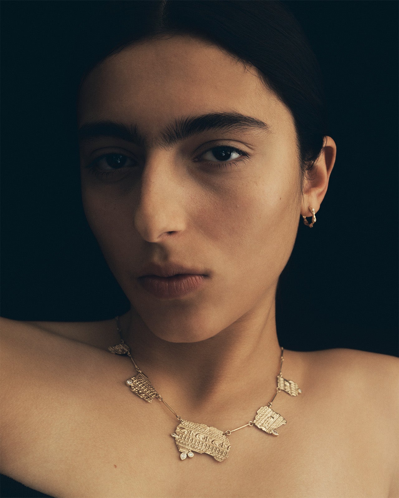 Temple of the Sun Relic V Necklace Diamond Solid Gold