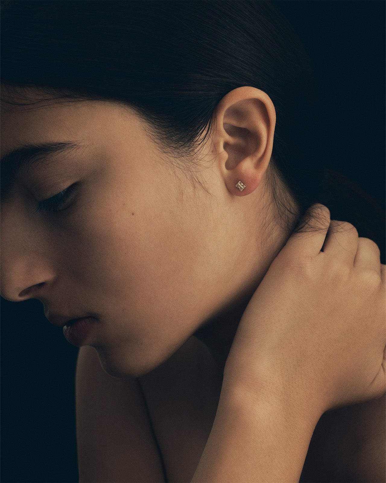 Temple of the Sun Relic VIII Stud Earrings Solid Gold