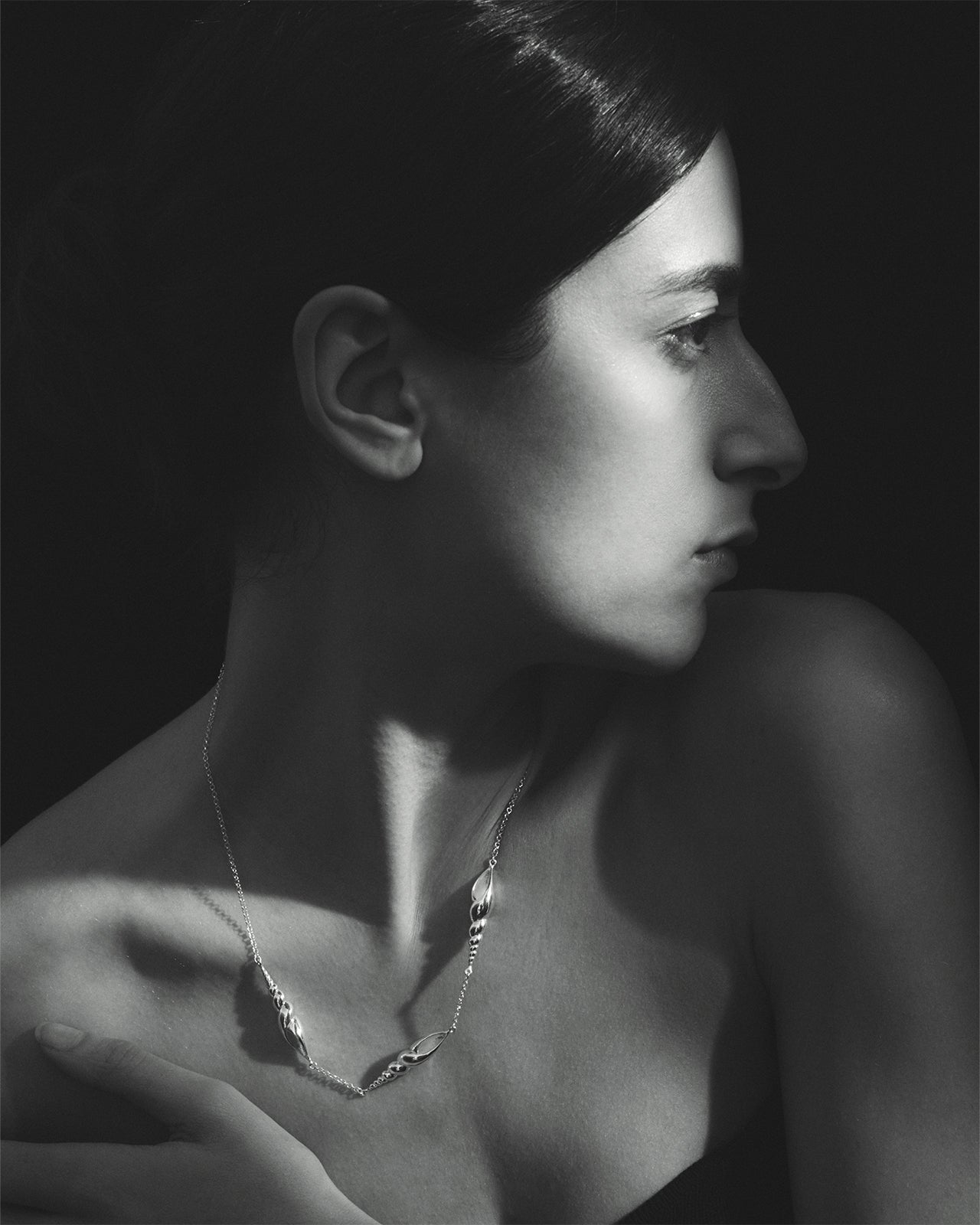 Temple of the Sun Spire Necklace Silver