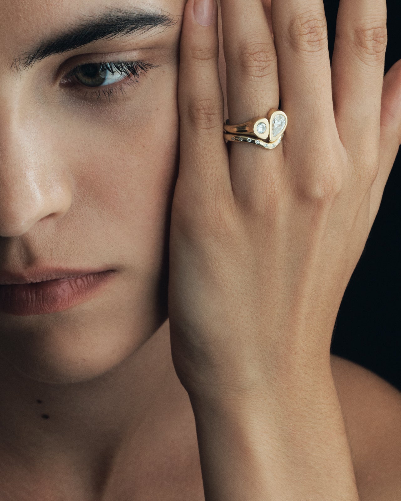 Temple of the Sun Synergy Band Diamond Solid Gold