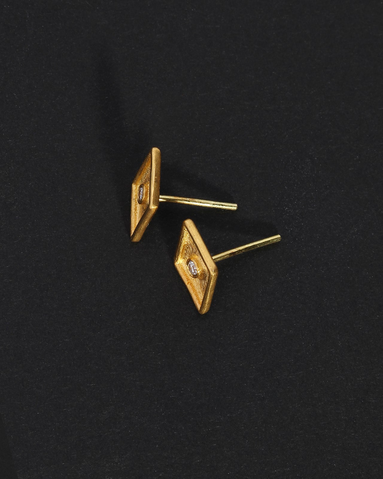 Temple of the Sun Tala Studs Kite Diamond Solid Gold