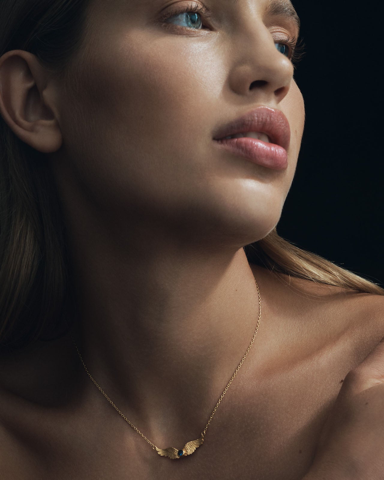 Temple of the Sun Winged Necklace Sapphire Solid Gold