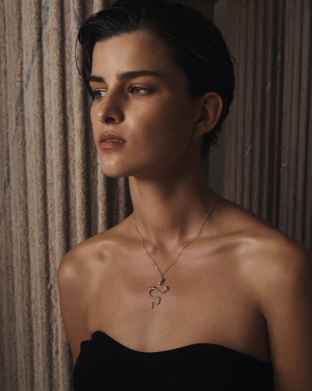 Temple of the Sun Riva Earrings Garnet Solid Gold