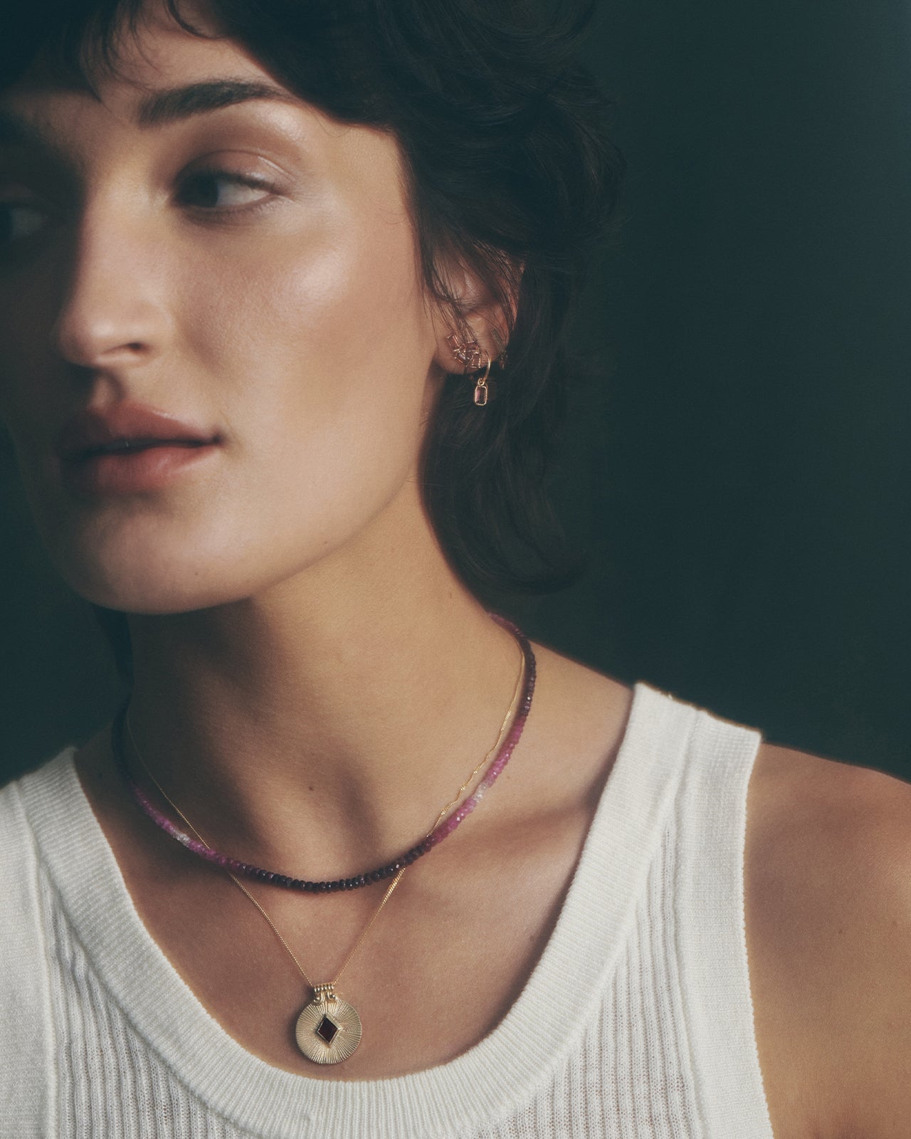 Temple of the Sun Vale Single Earring Solid Gold