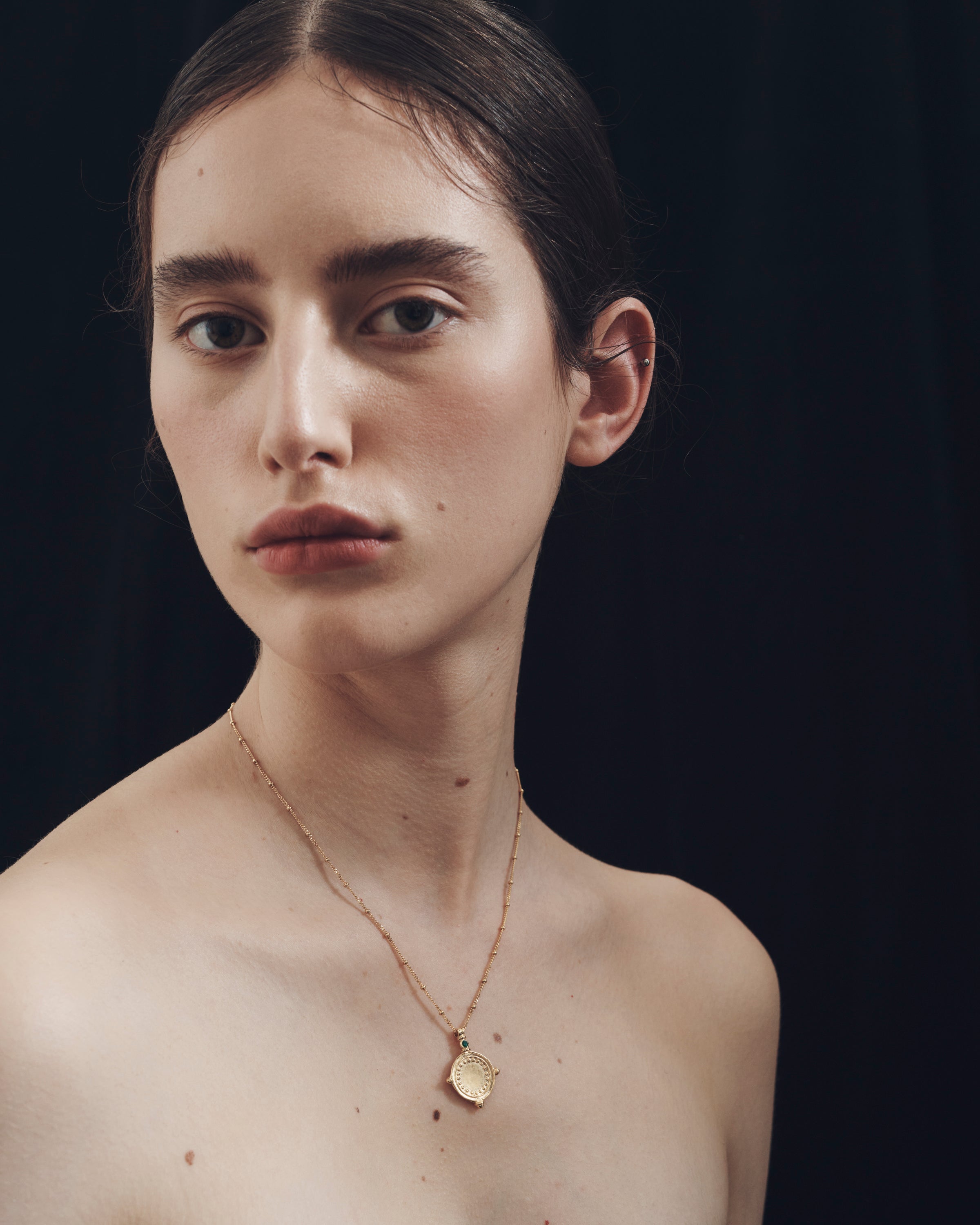 Sura Necklace Emerald Gold Vermeil