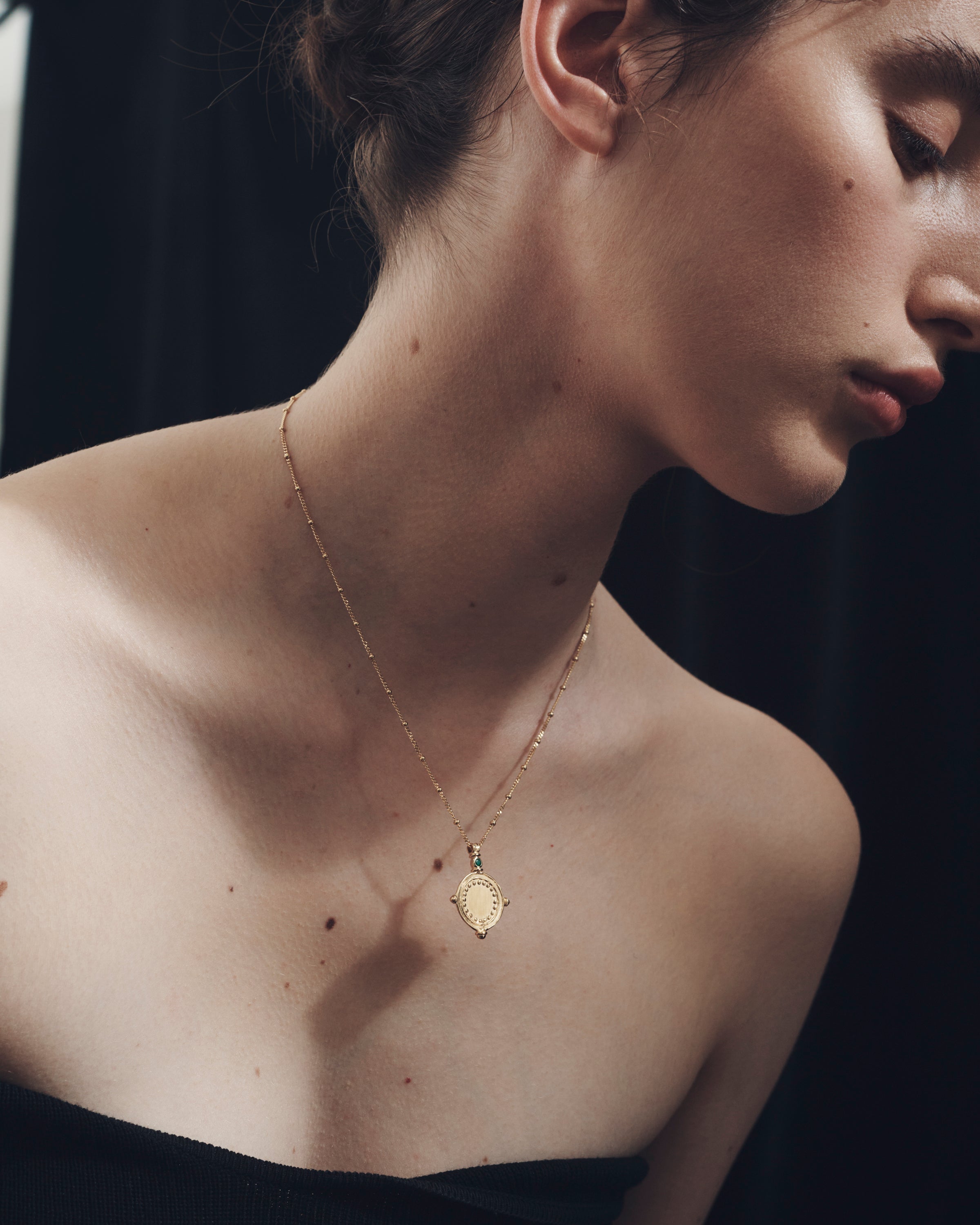 Sura Necklace Emerald Gold Vermeil