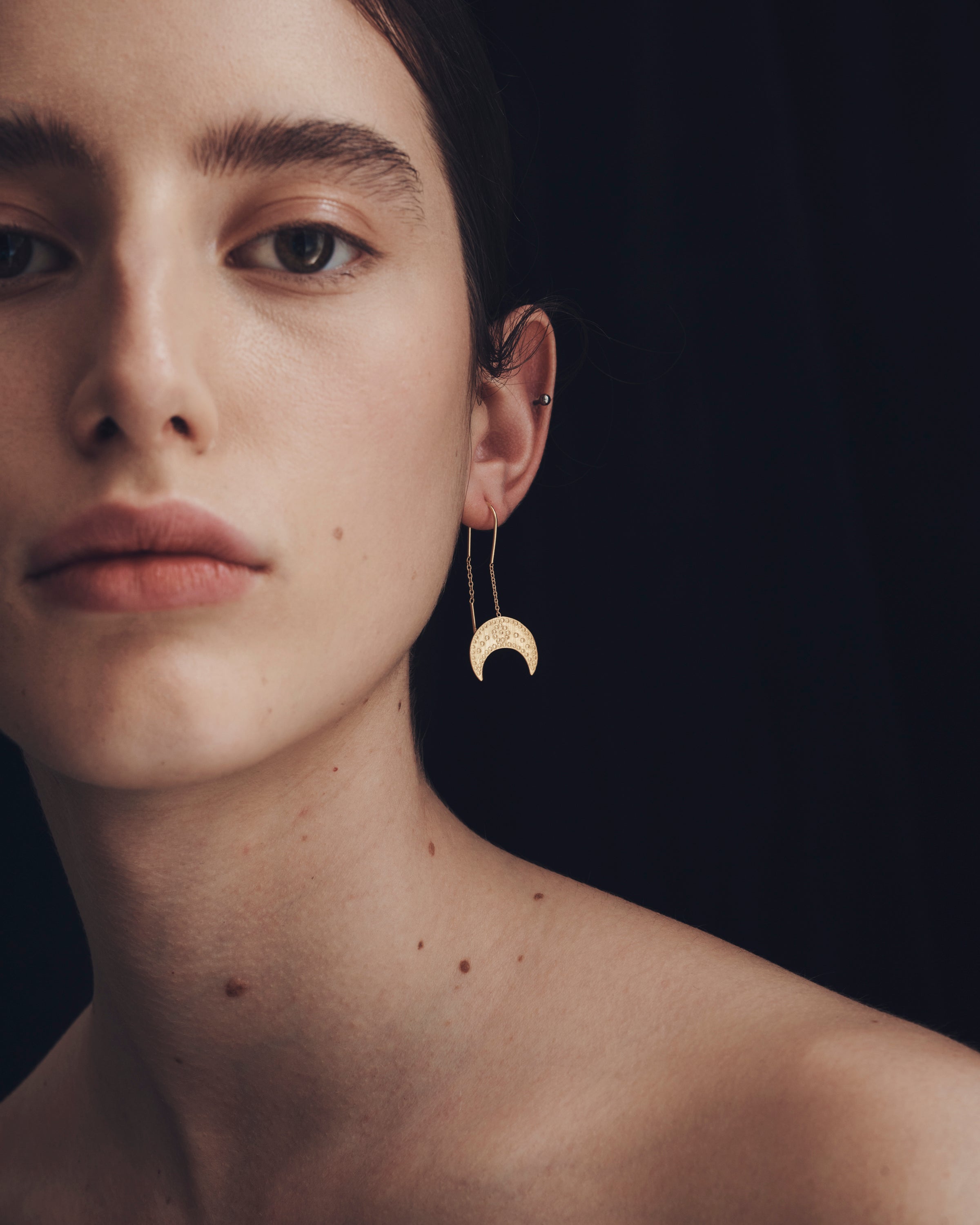 Hanging Moon Earrings Gold Vermeil