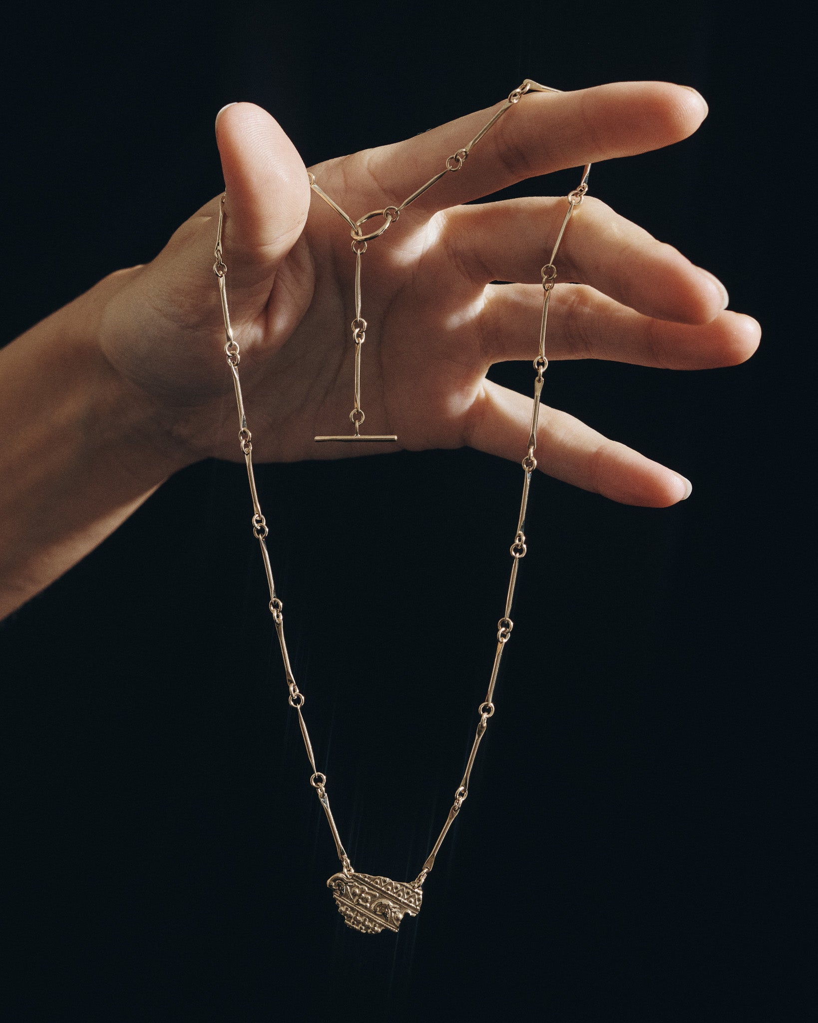 Relic XV Necklace Solid Gold