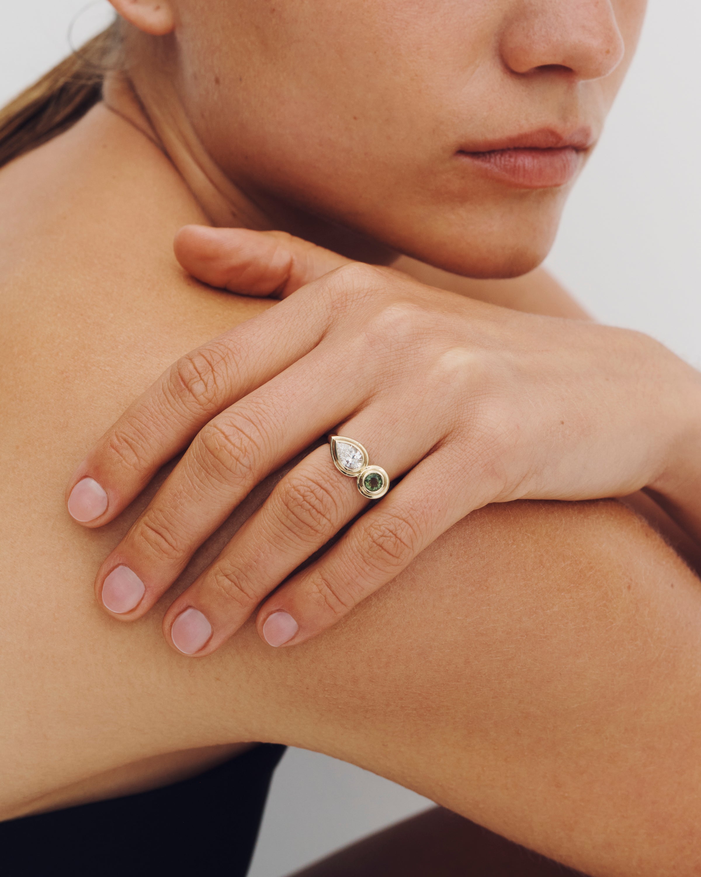 Hara Ring Moldavite Diamond Solid Gold