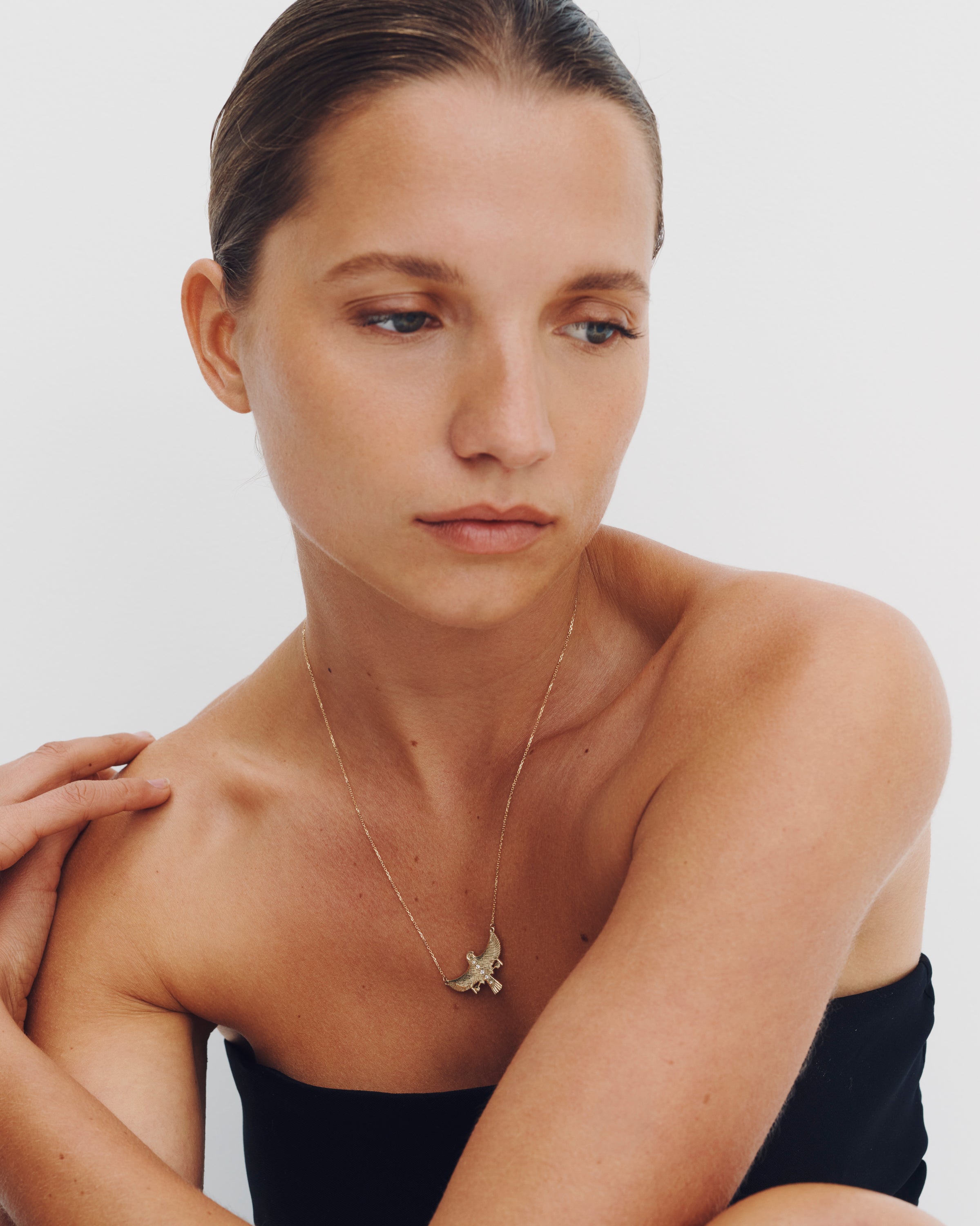 Aquila Necklace Solid Gold