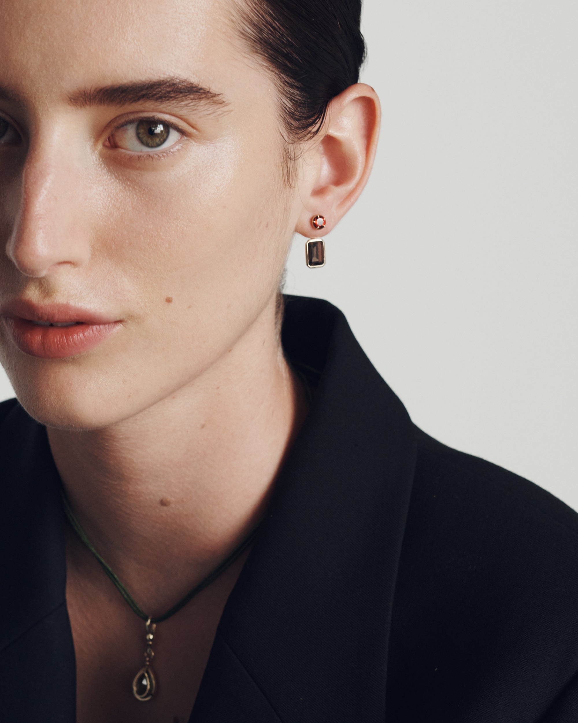 Orbit Quartz Ear Jacket Solid Gold