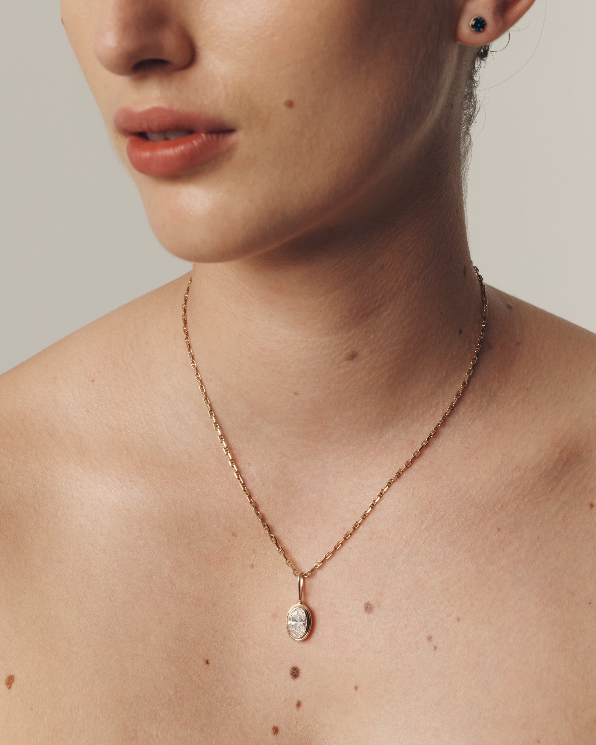 Seren Diamond Pendant Solid Gold