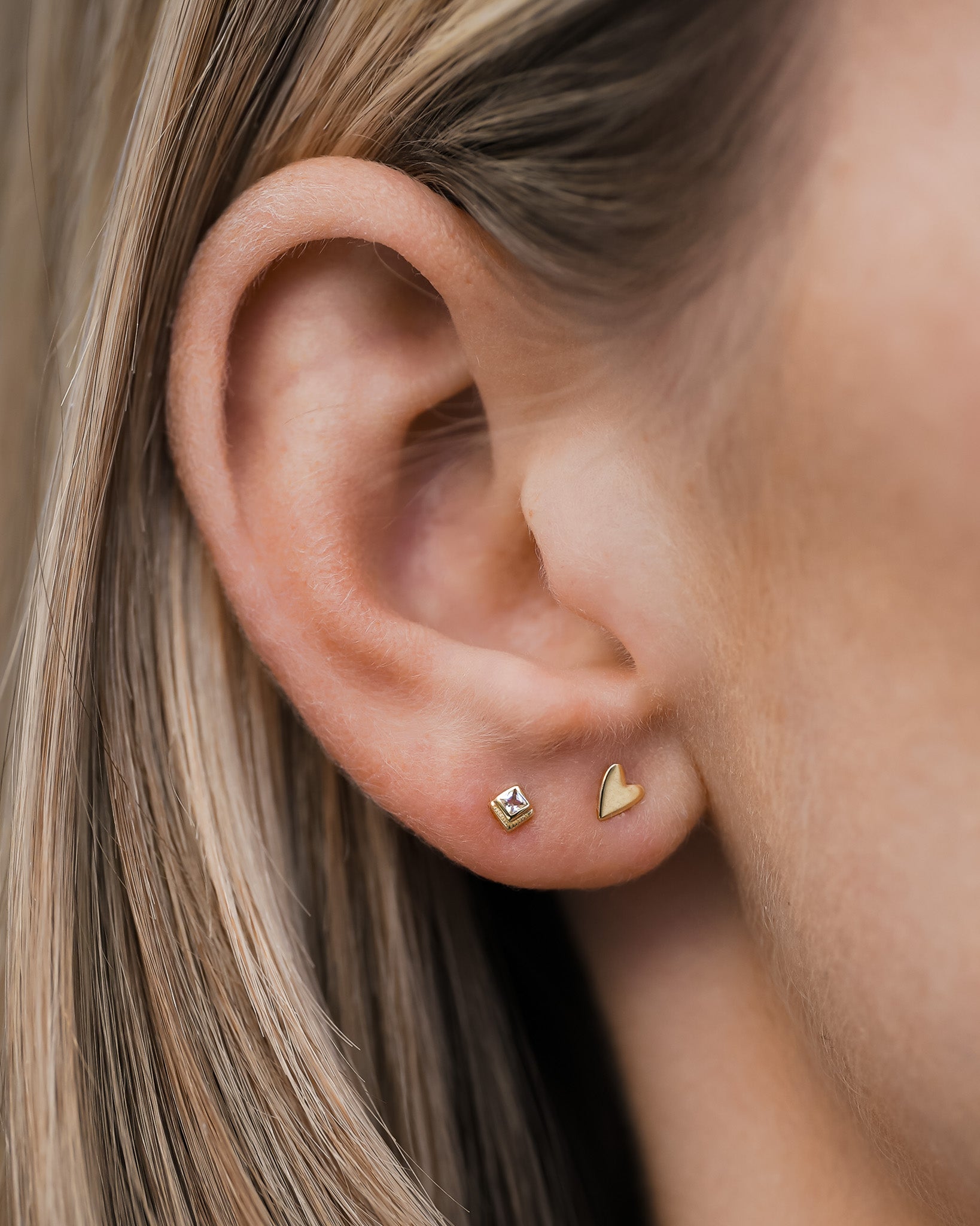 Heart Single Stud Solid Gold