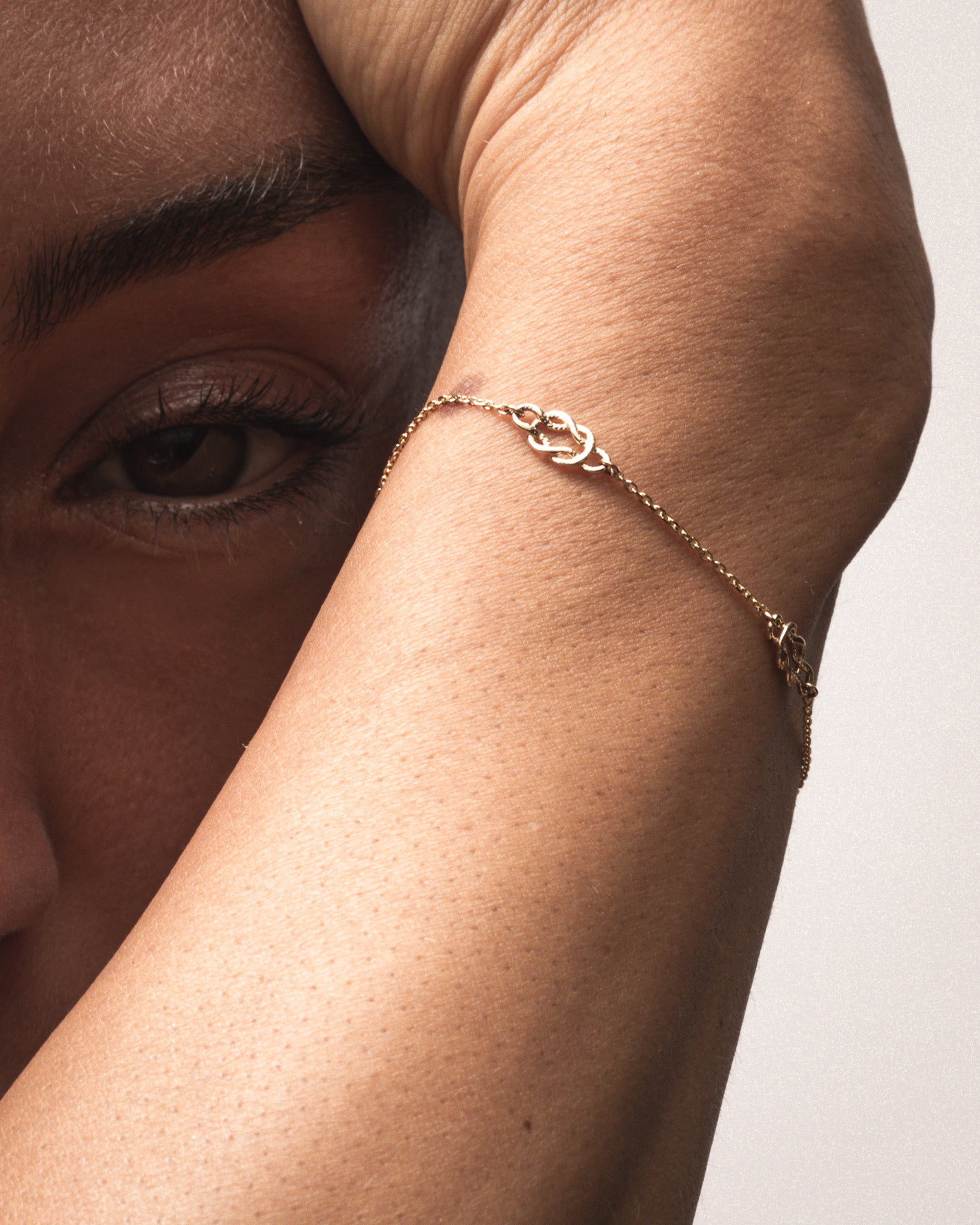 Airla Bracelet Solid Gold