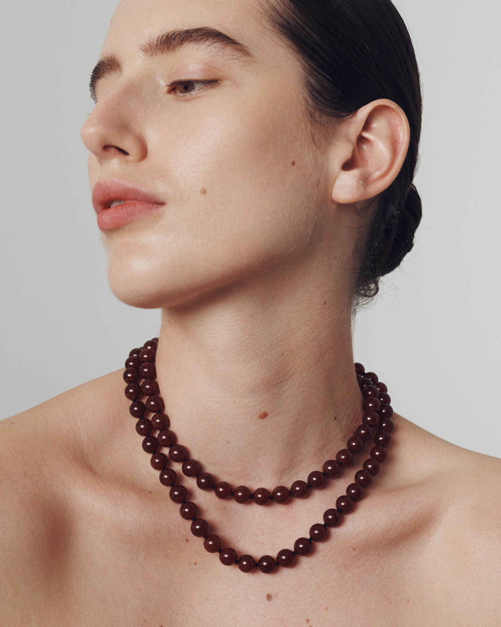 Aris Carnelian Beaded Necklace Solid Gold