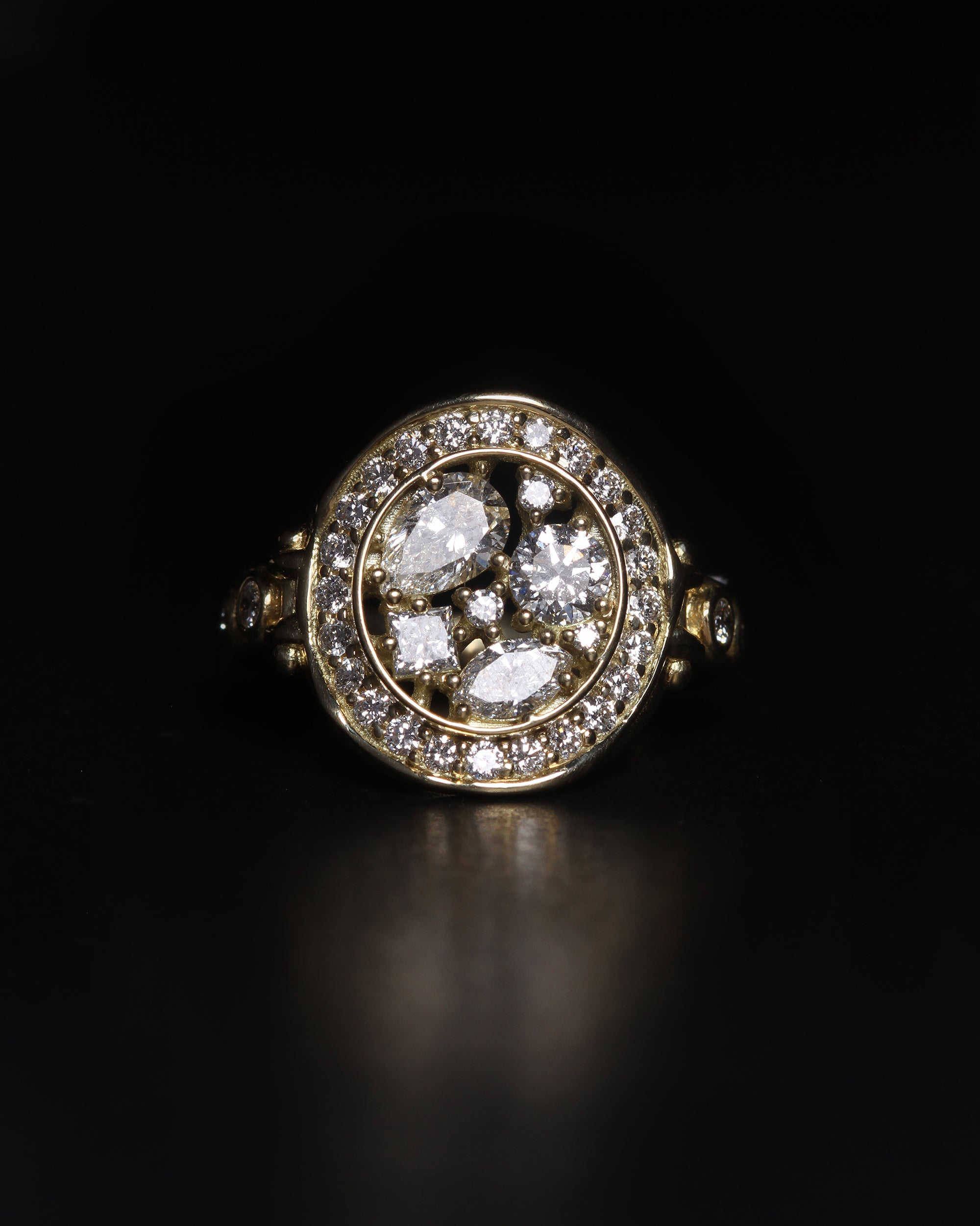 Asteria Halo Ring Diamond Solid Gold